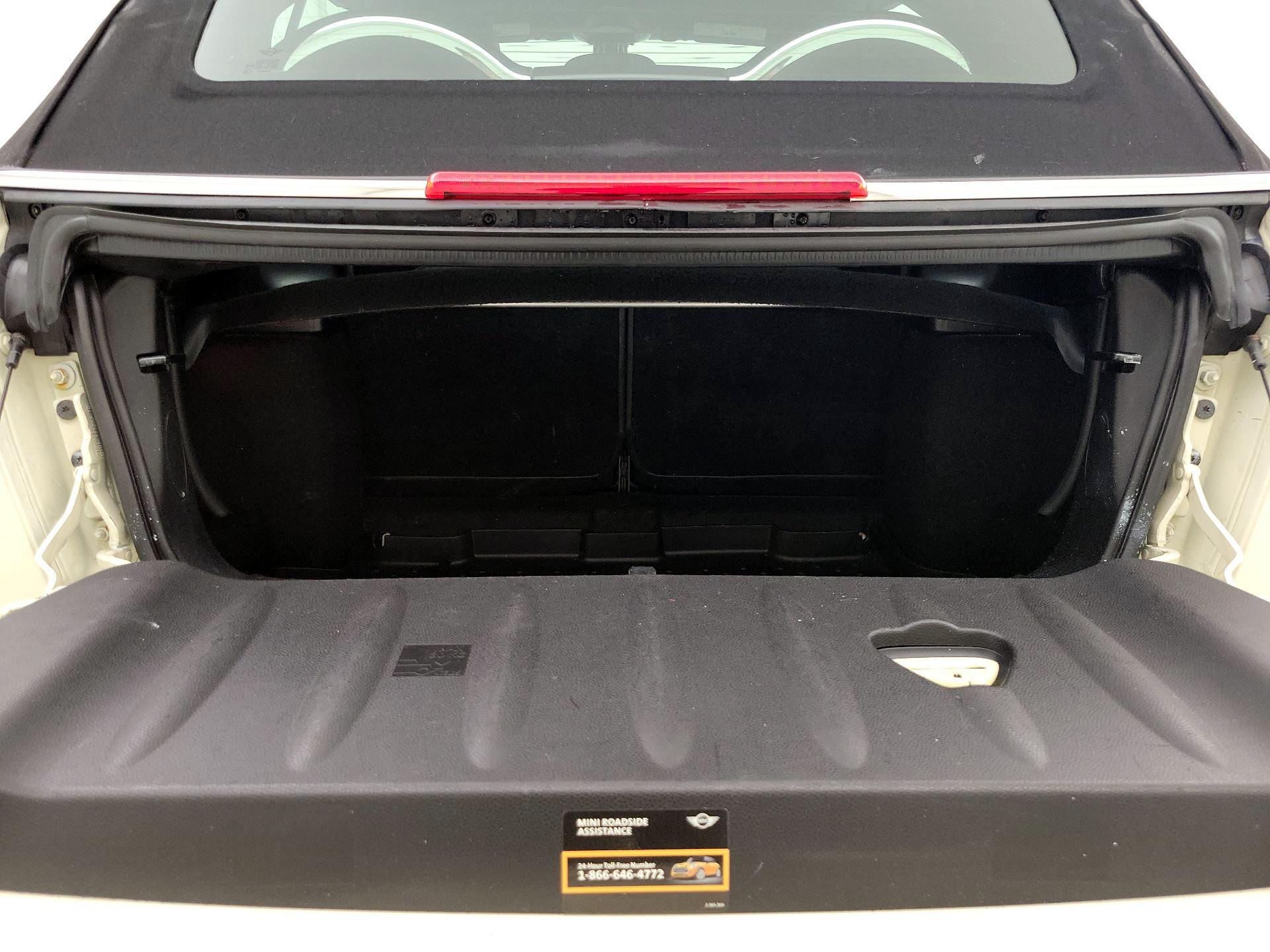 Thumbnail: 2015 MINI Cooper - 18