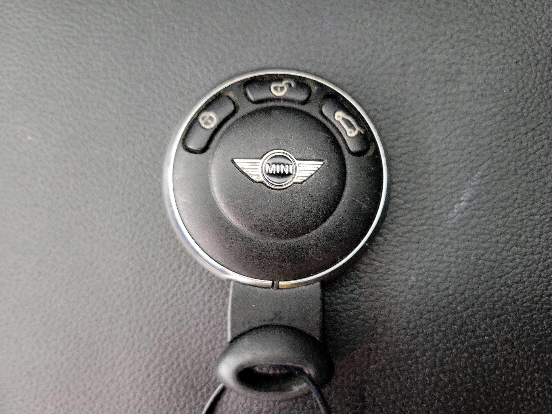 Thumbnail: 2015 MINI Cooper - 20