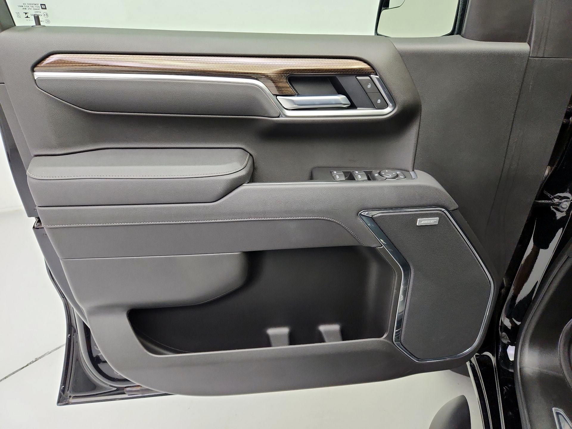 Thumbnail: 2025 Chevrolet Silverado 1500 - 12