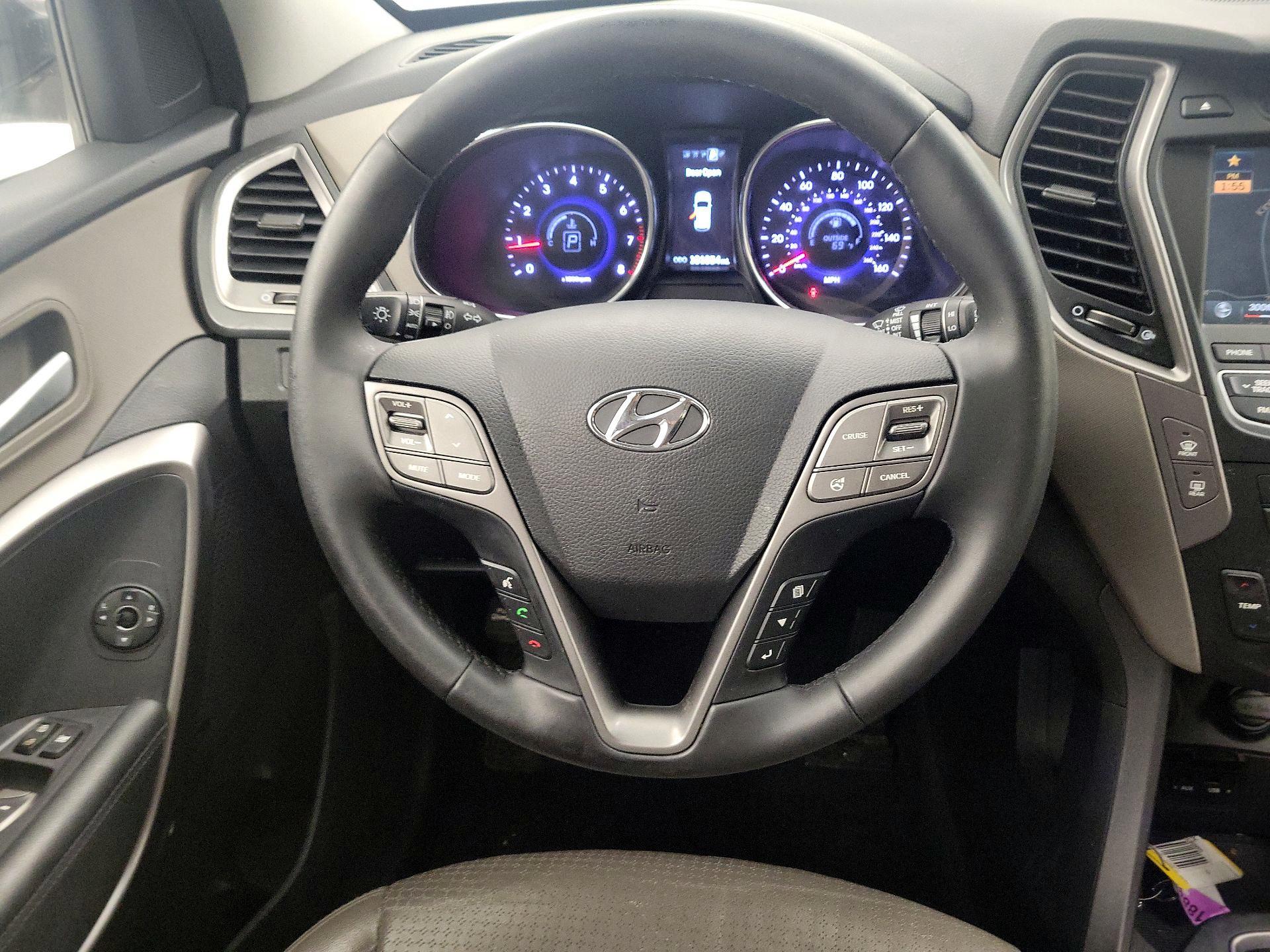 Thumbnail: 2014 Hyundai Santa Fe - 10