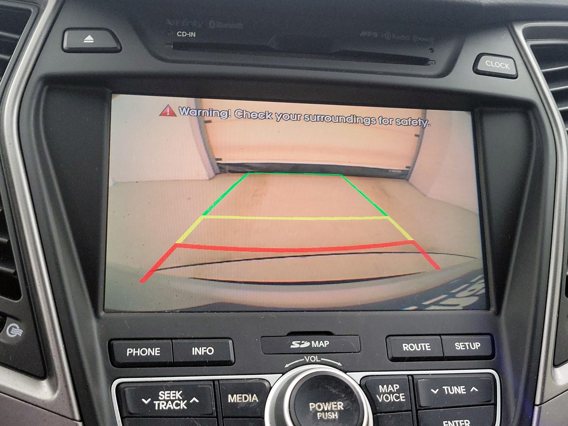 Thumbnail: 2014 Hyundai Santa Fe - 15