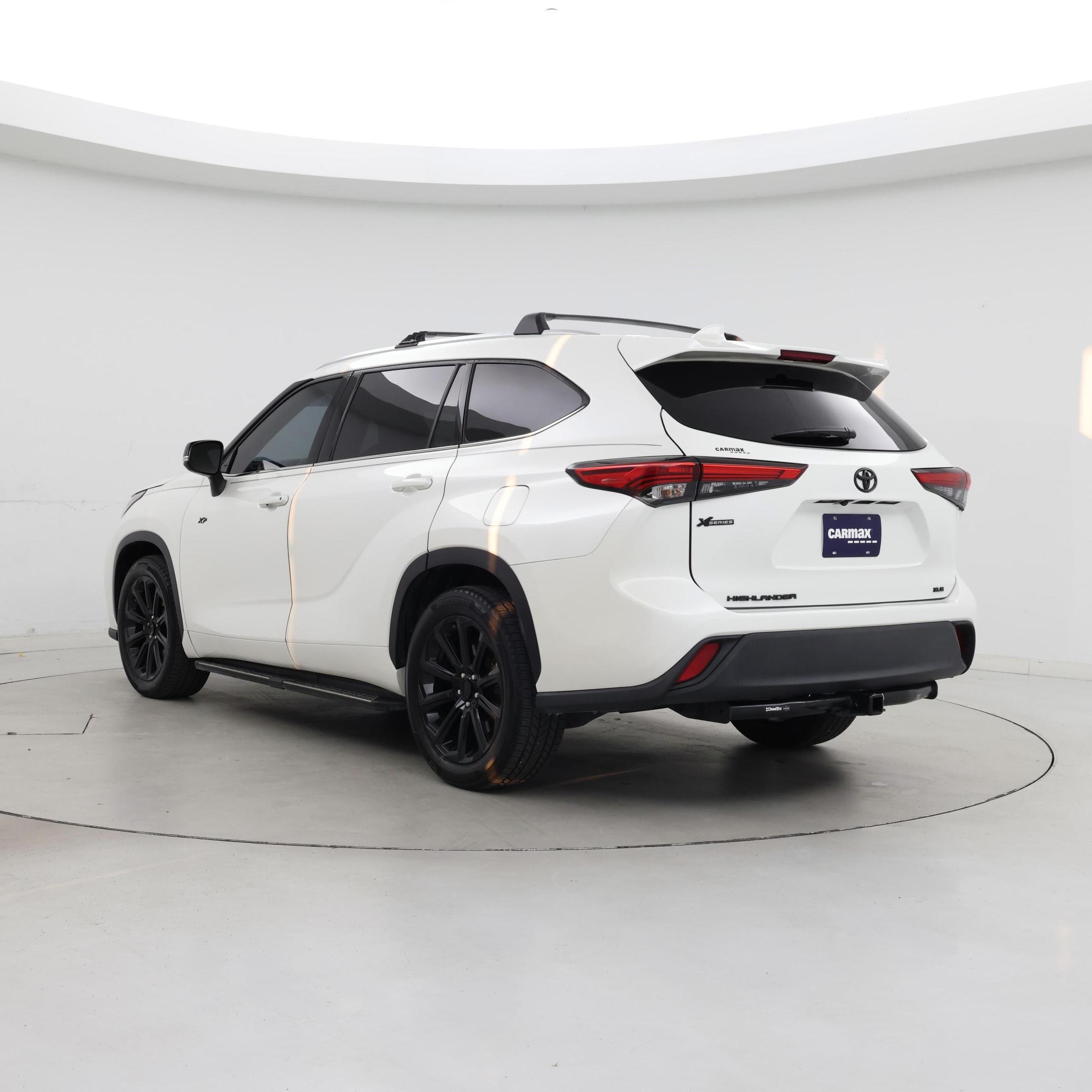 Thumbnail: 2021 Toyota Highlander - 2