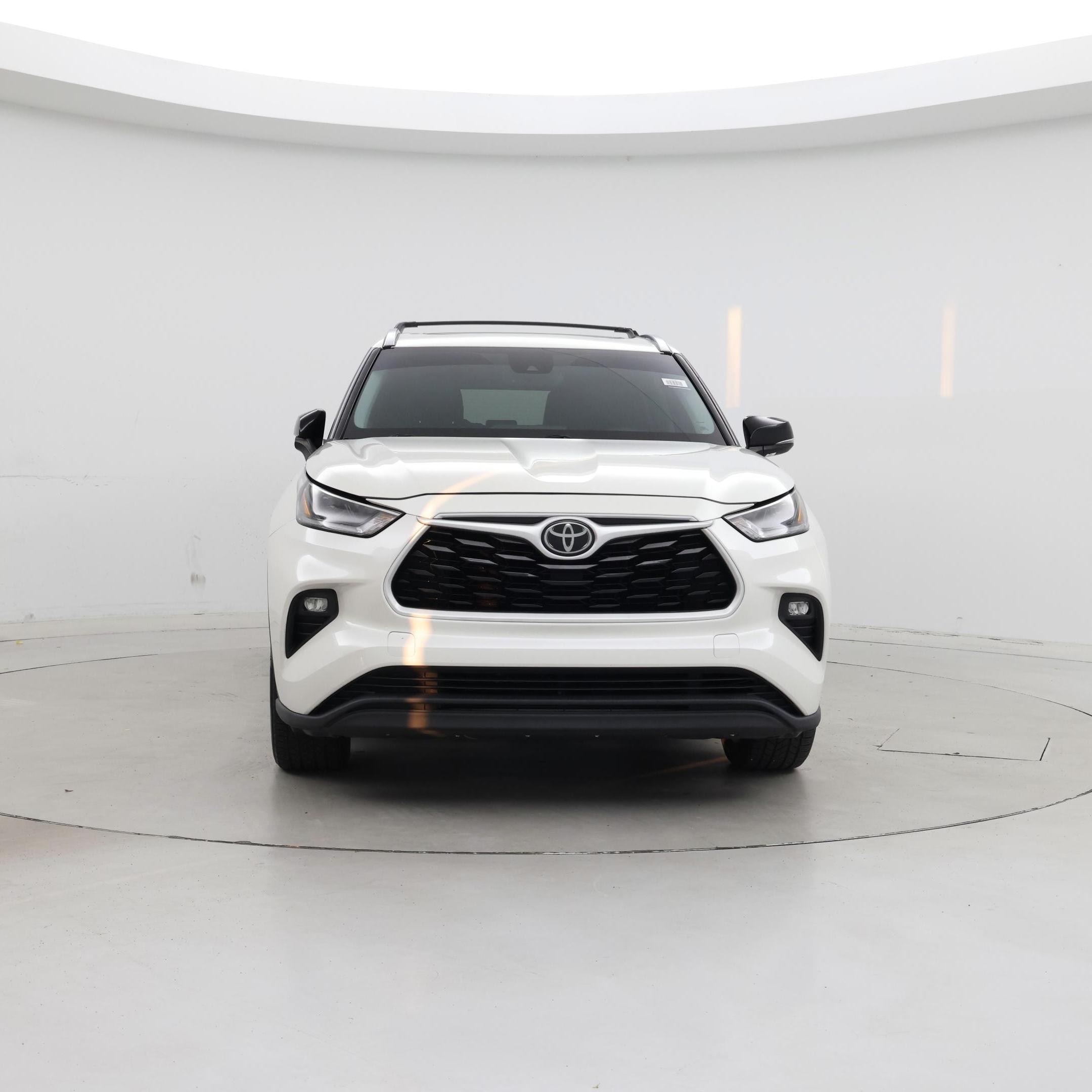 Thumbnail: 2021 Toyota Highlander - 5