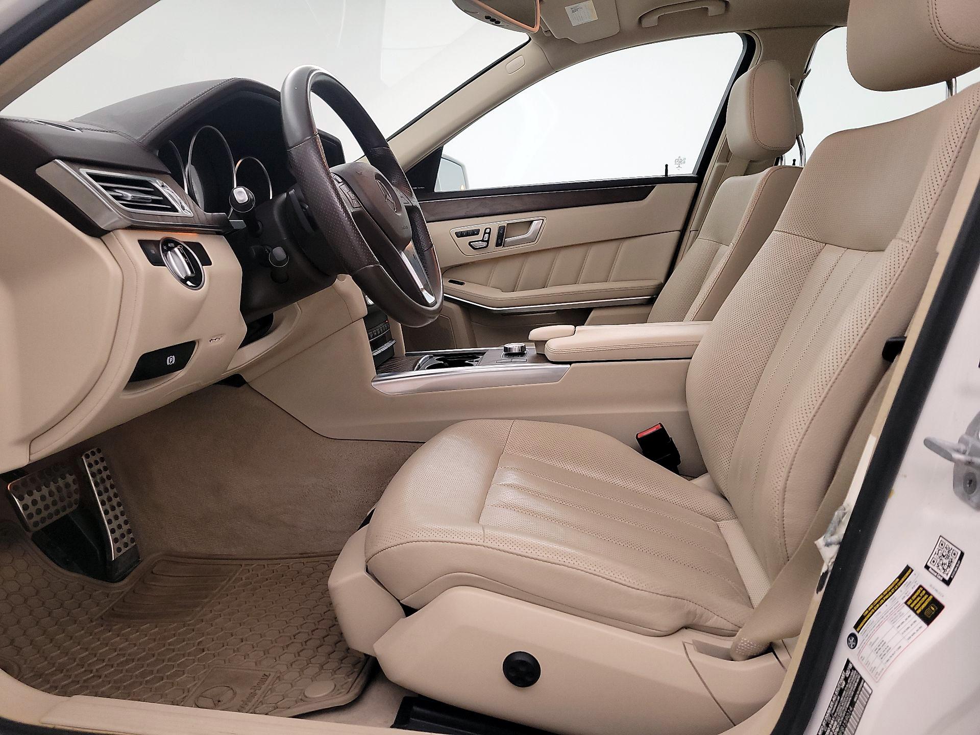Thumbnail: 2015 Mercedes-Benz E-Class - 11
