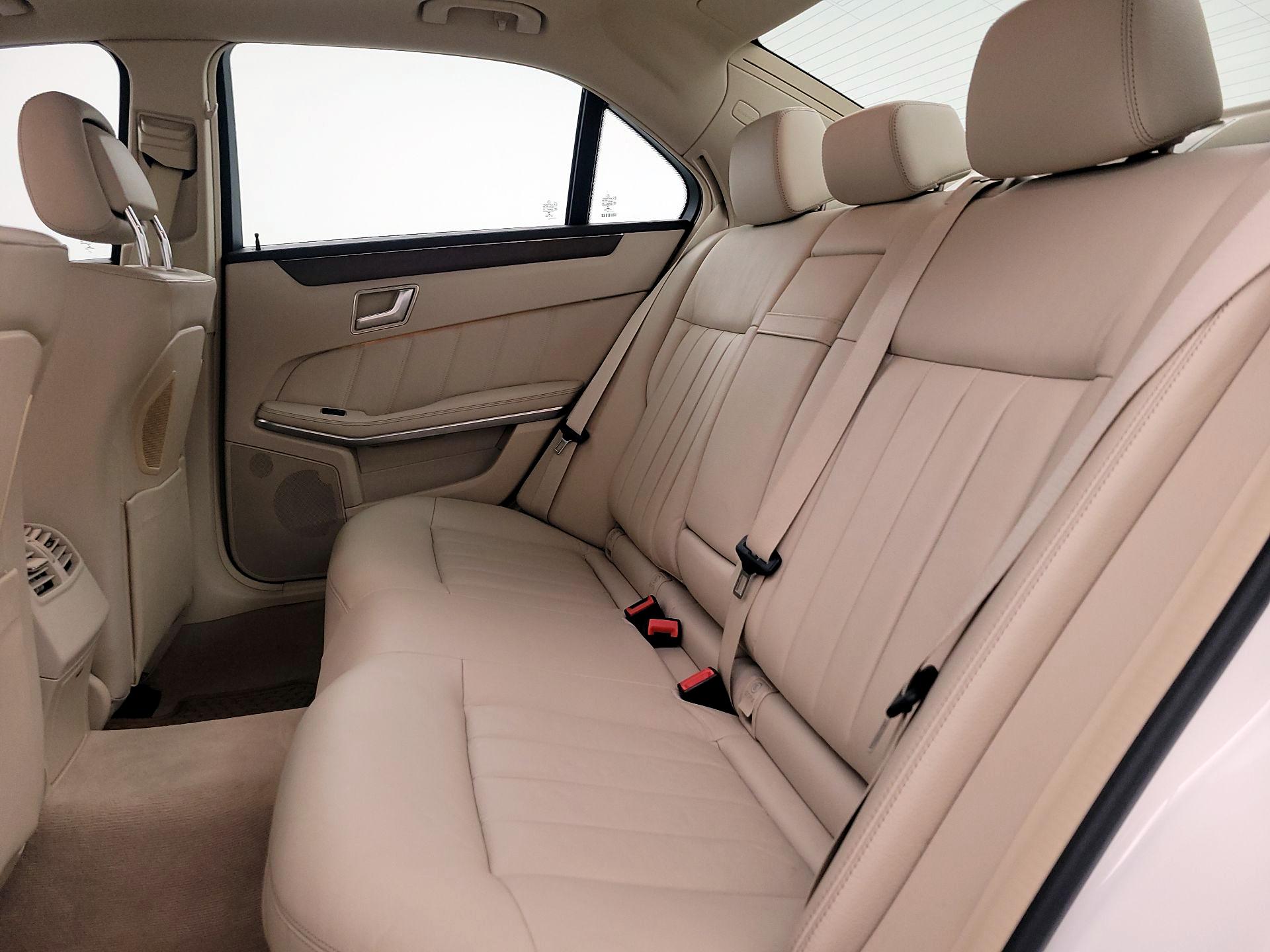 Thumbnail: 2015 Mercedes-Benz E-Class - 20