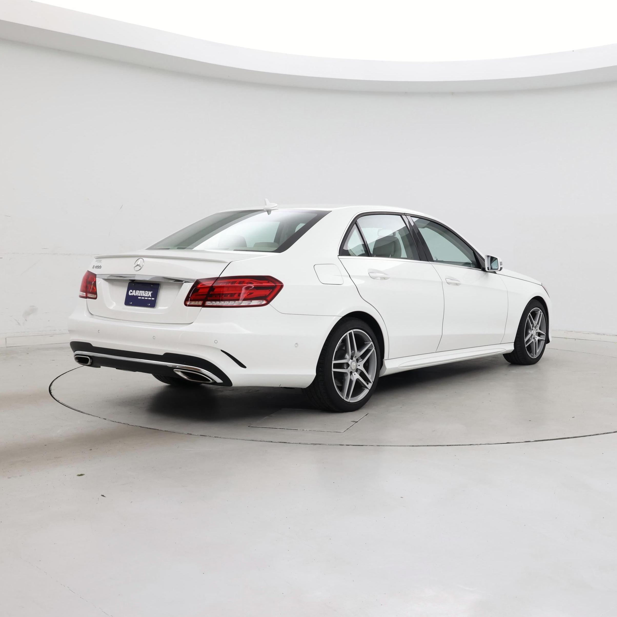 Thumbnail: 2015 Mercedes-Benz E-Class - 8