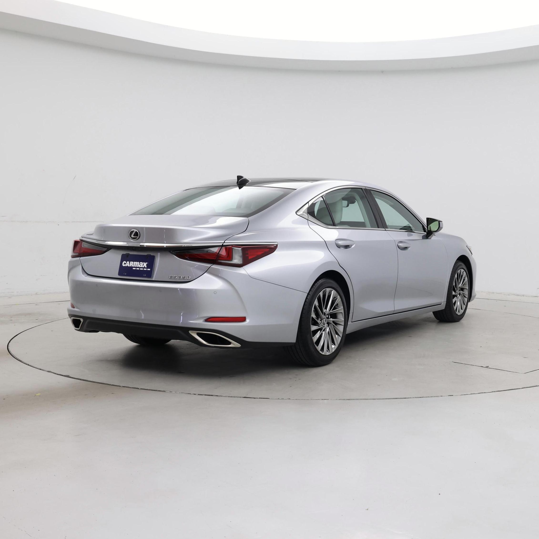 Thumbnail: 2024 Lexus ES - 8