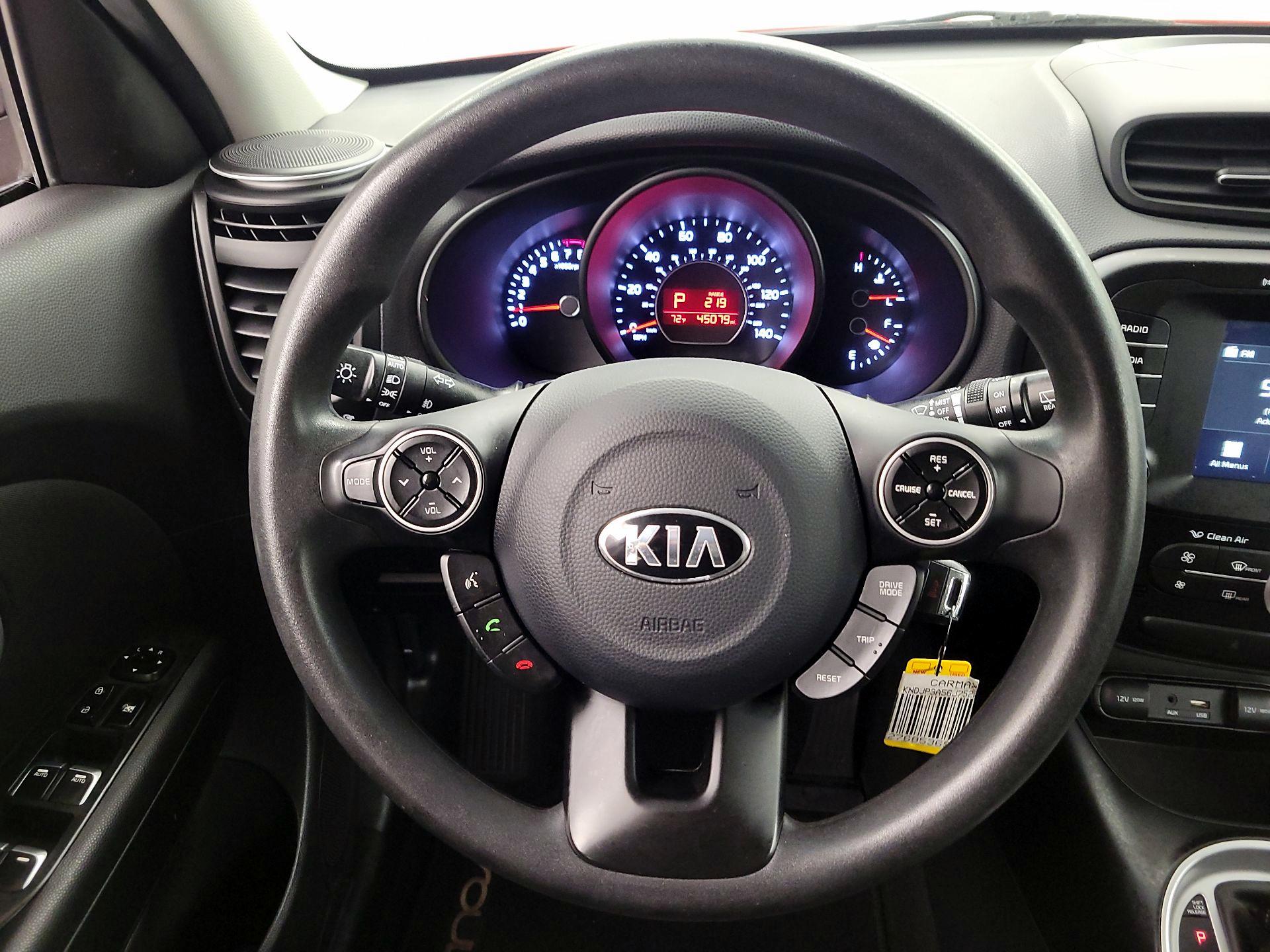 Thumbnail: 2018 Kia Soul - 10