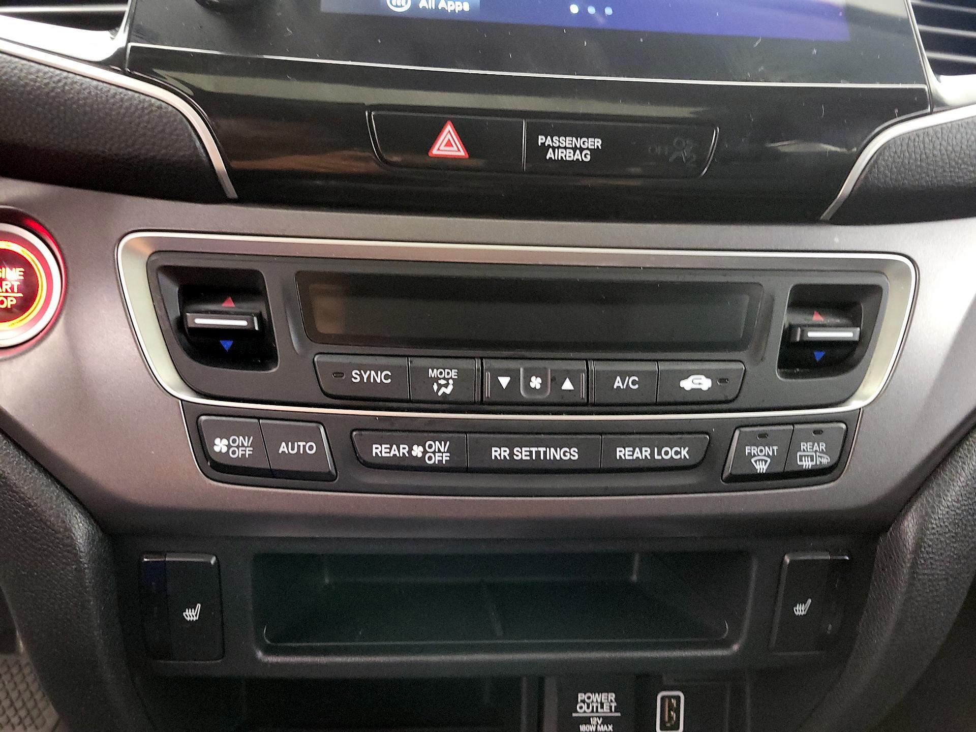 Thumbnail: 2020 Honda Pilot - 16