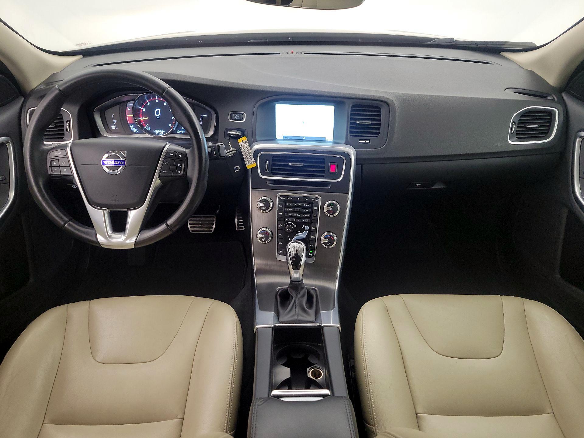 Thumbnail: 2016 Volvo S60 - 9