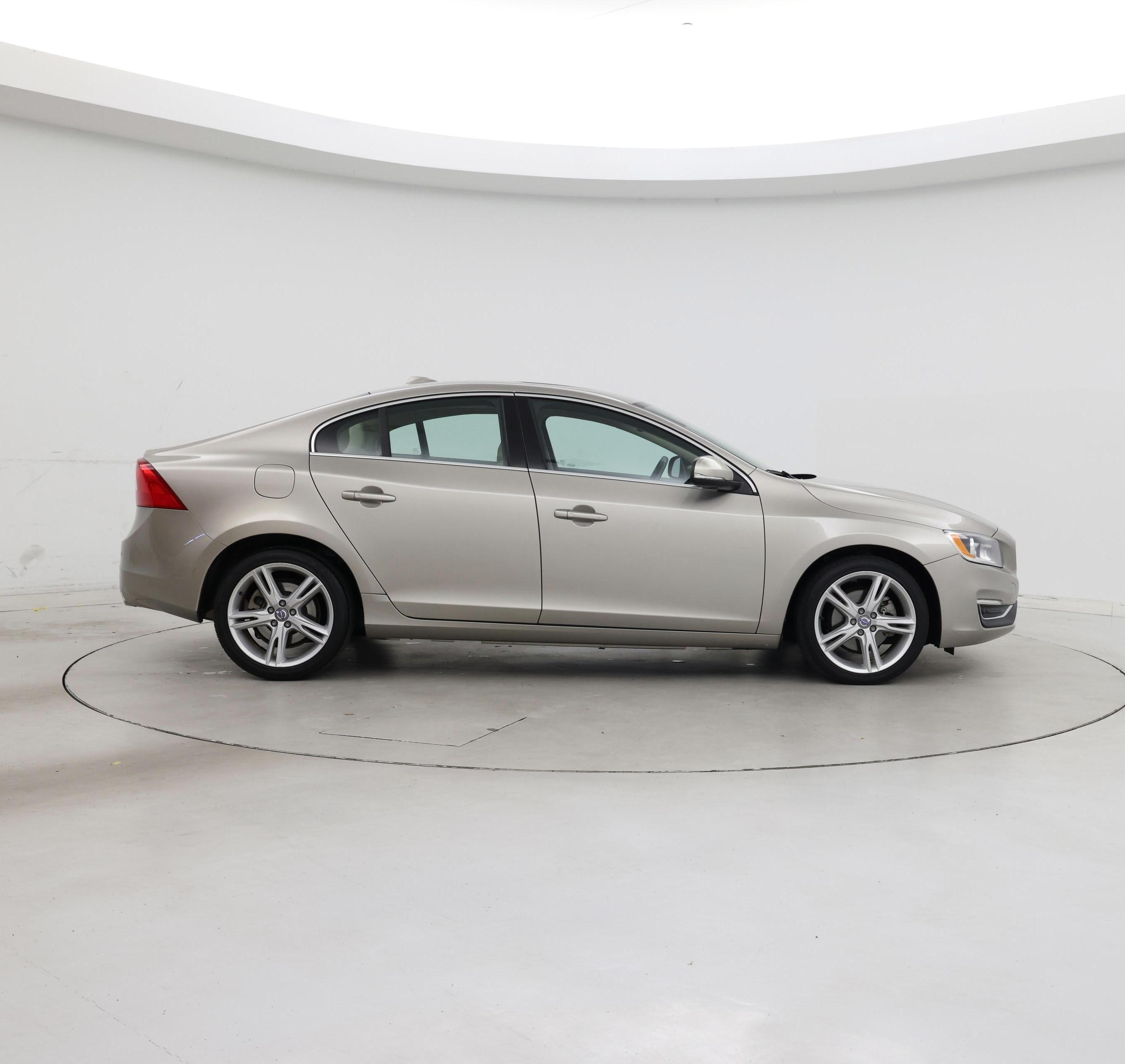 Thumbnail: 2016 Volvo S60 - 7
