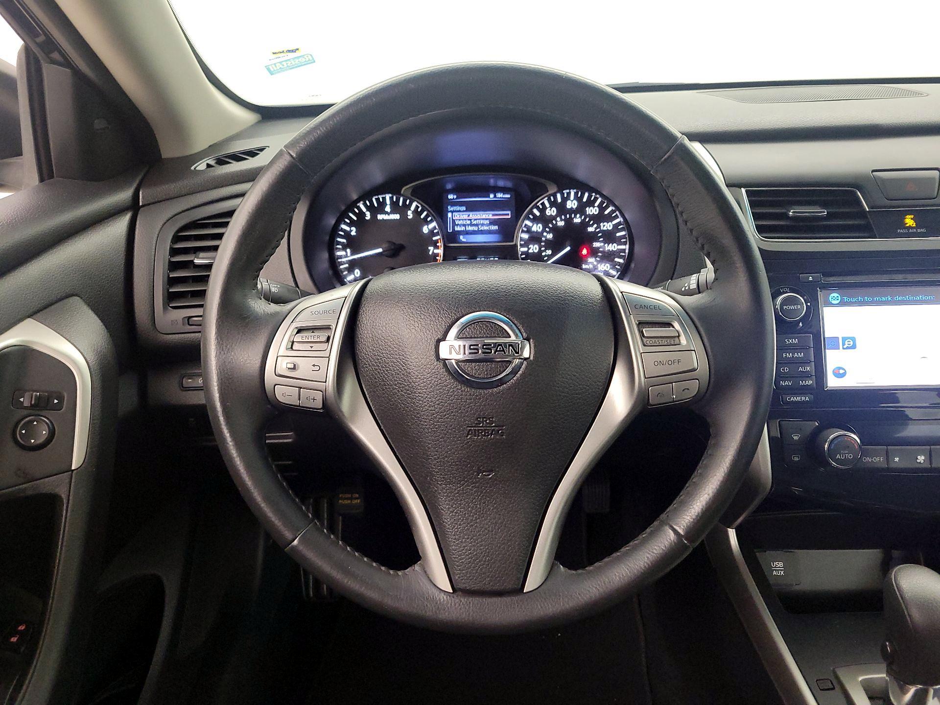Thumbnail: 2015 Nissan Altima - 10