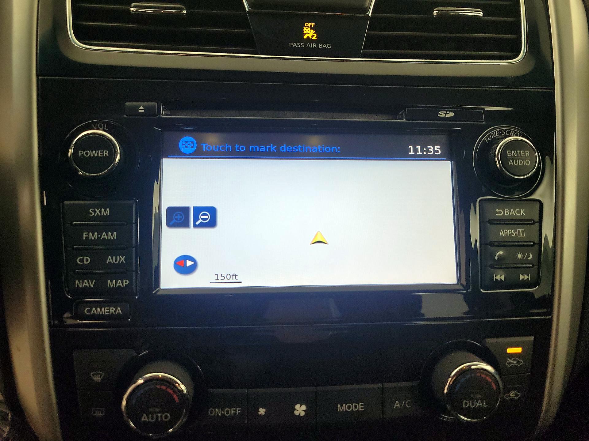 Thumbnail: 2015 Nissan Altima - 14