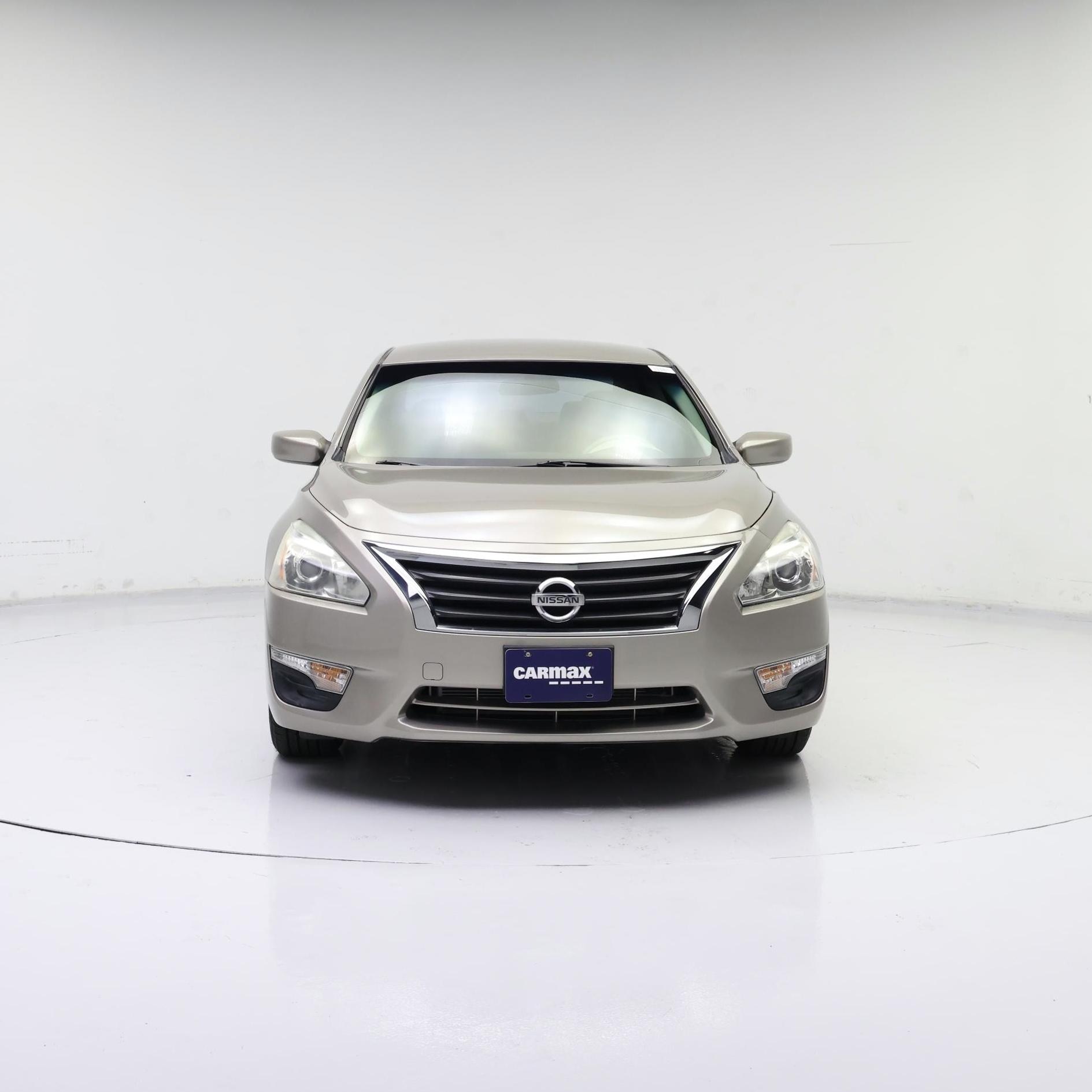 Thumbnail: 2015 Nissan Altima - 5