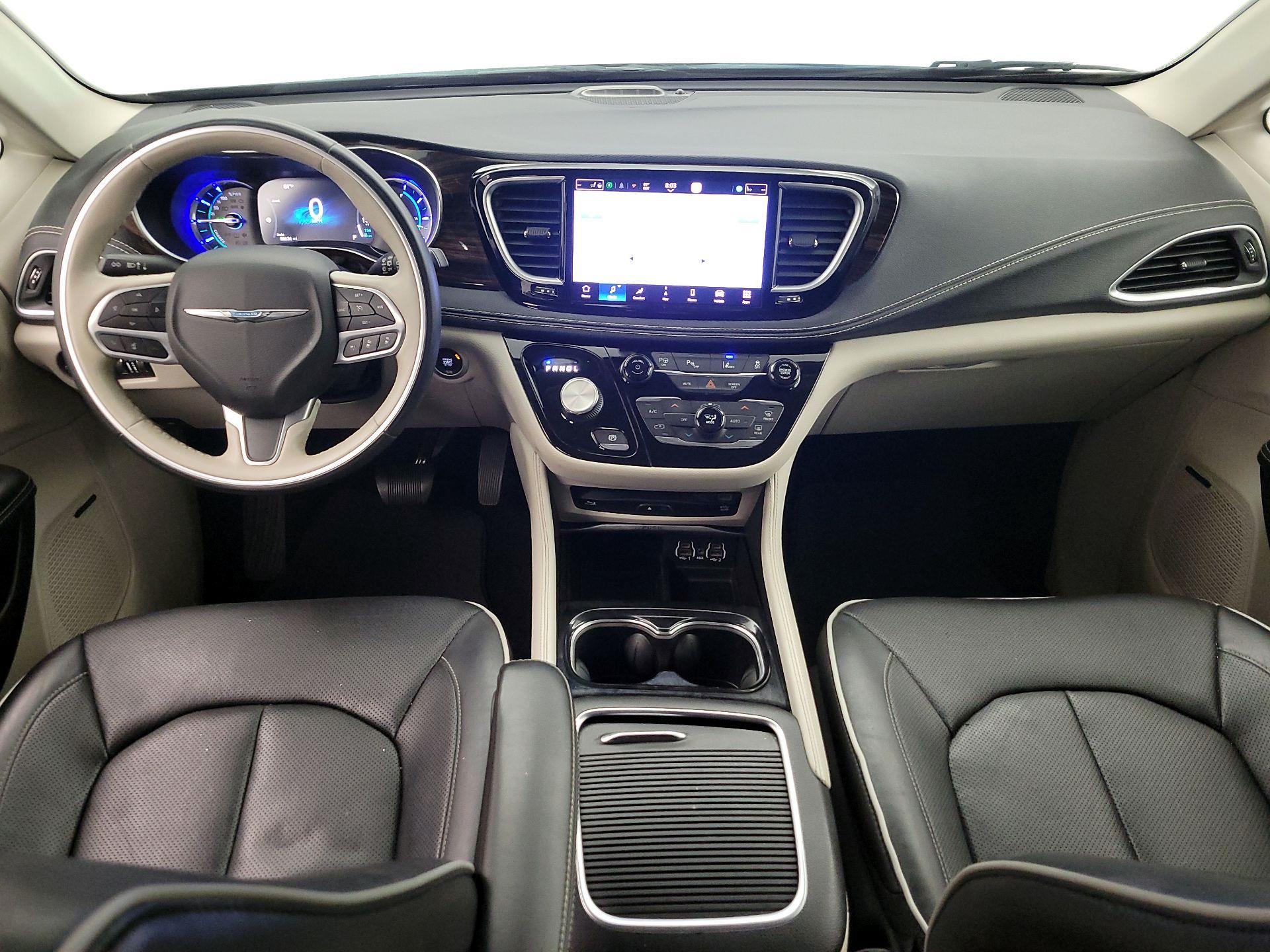 Thumbnail: 2021 Chrysler Pacifica - 9