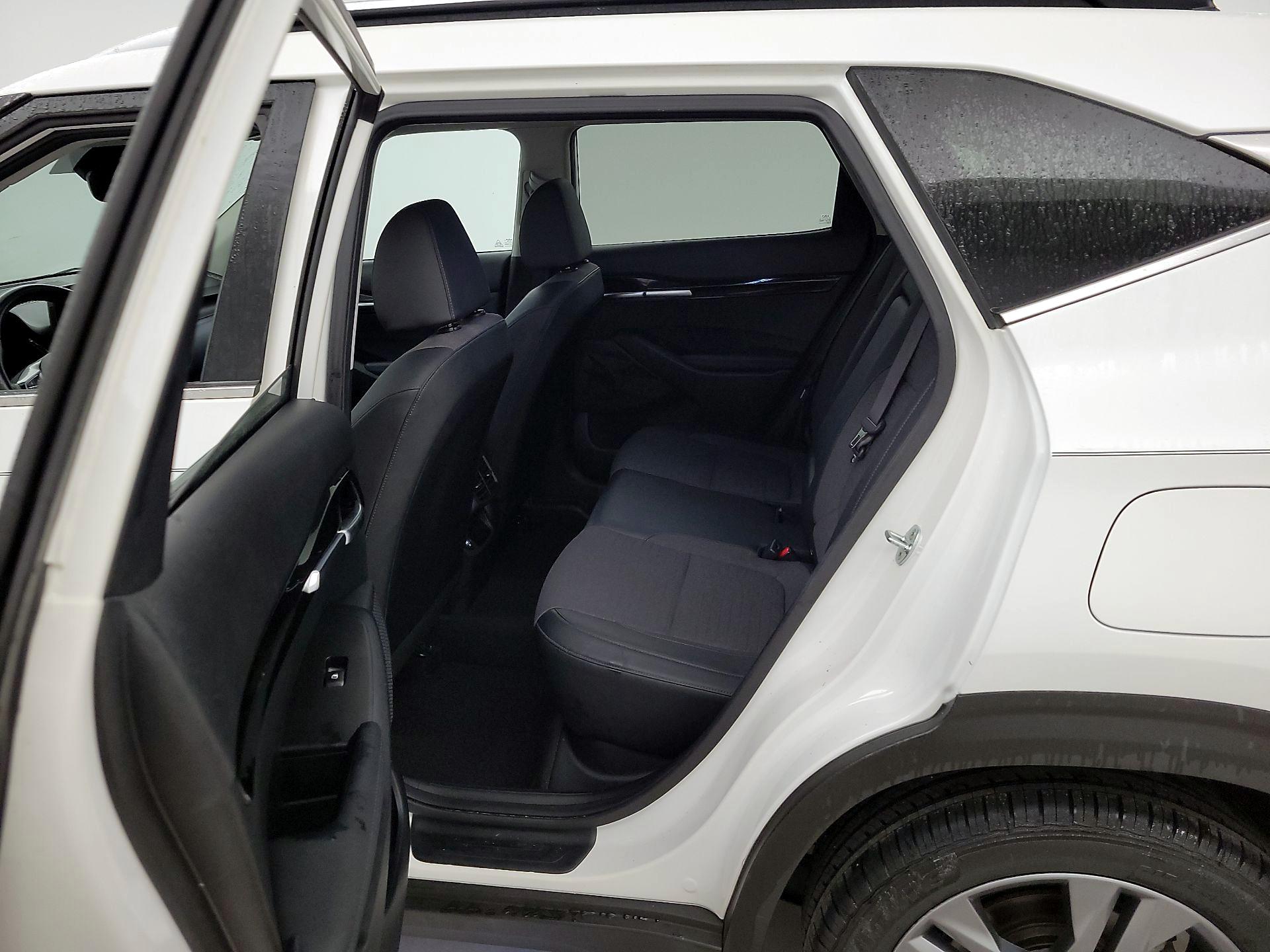 Thumbnail: 2022 Kia Seltos - 20