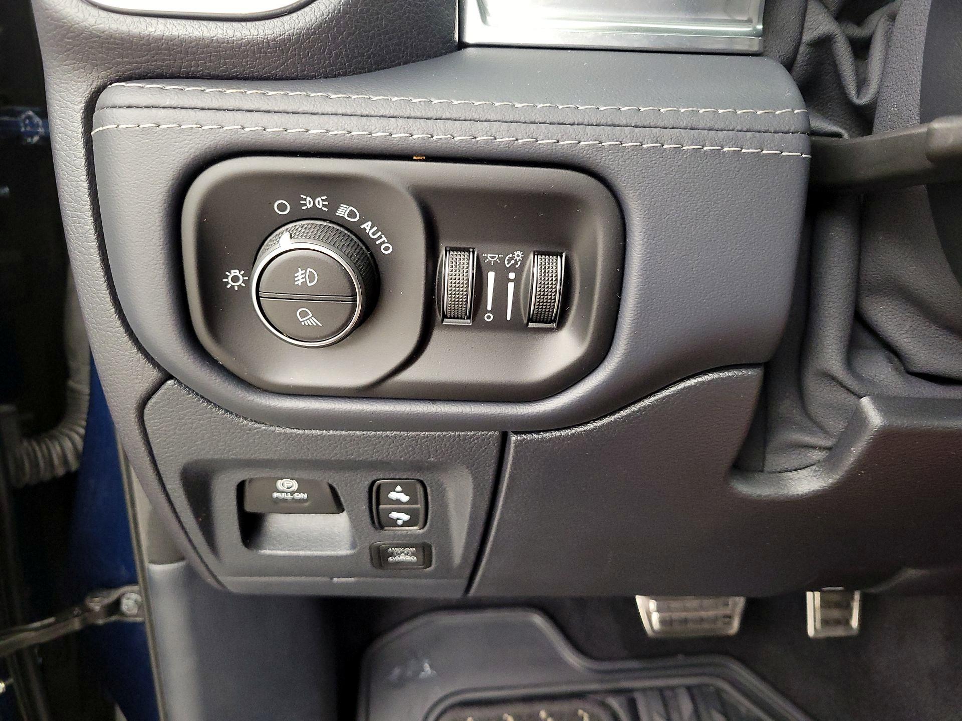 Thumbnail: 2022 RAM 1500 - 13