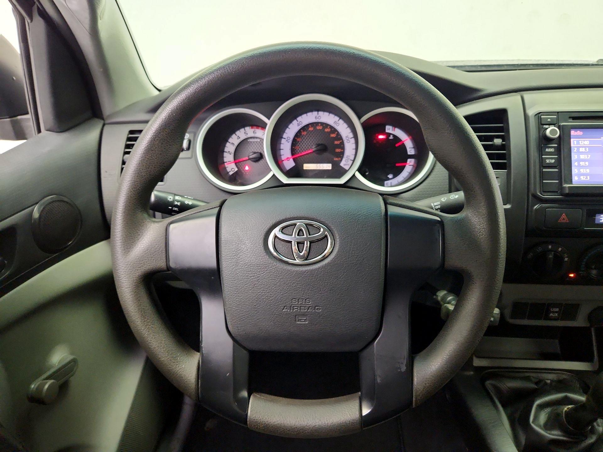Thumbnail: 2014 Toyota Tacoma - 10