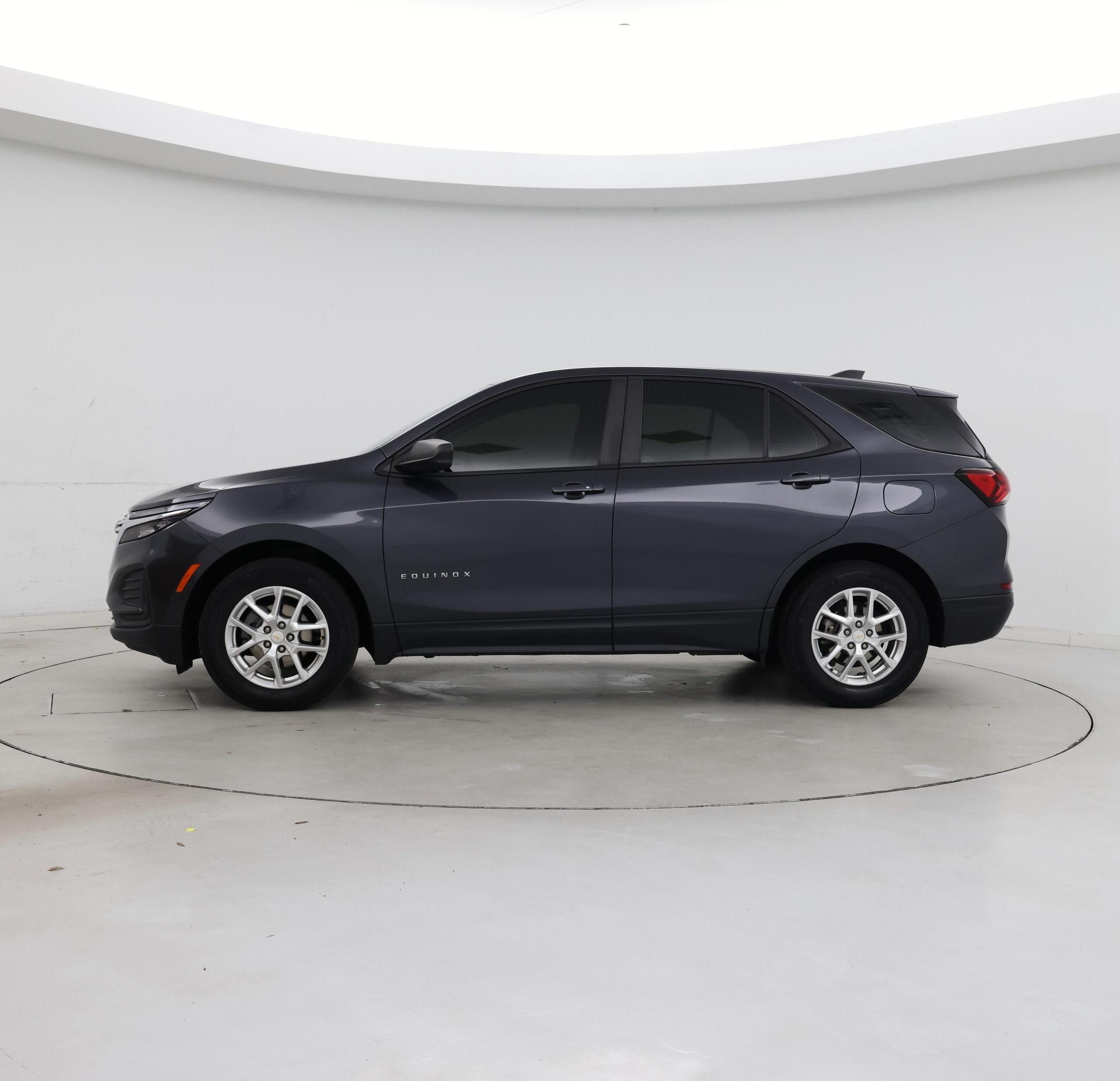Thumbnail: 2022 Chevrolet Equinox - 3