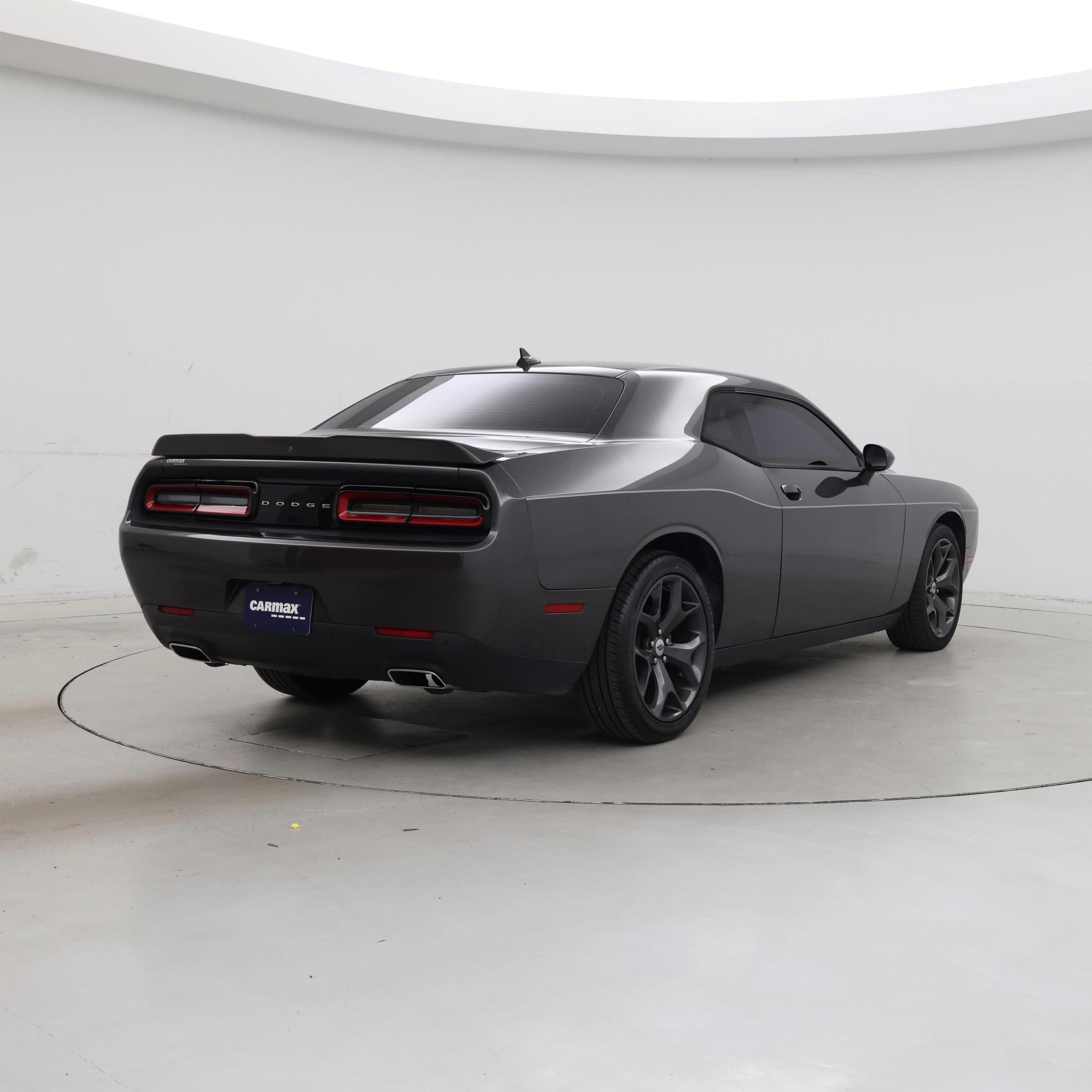 Thumbnail: 2018 Dodge Challenger - 8