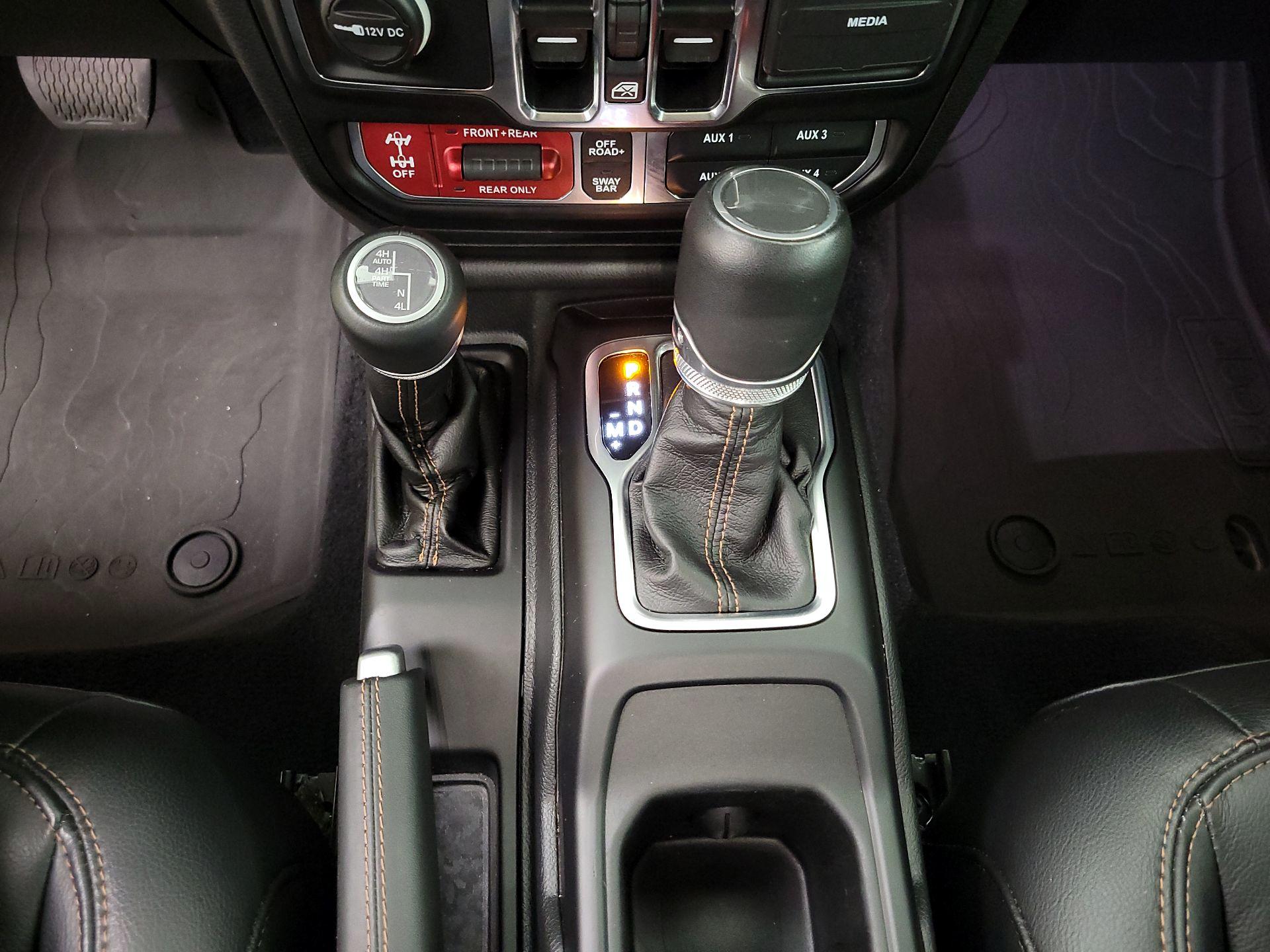 Thumbnail: 2023 Jeep Wrangler - 18