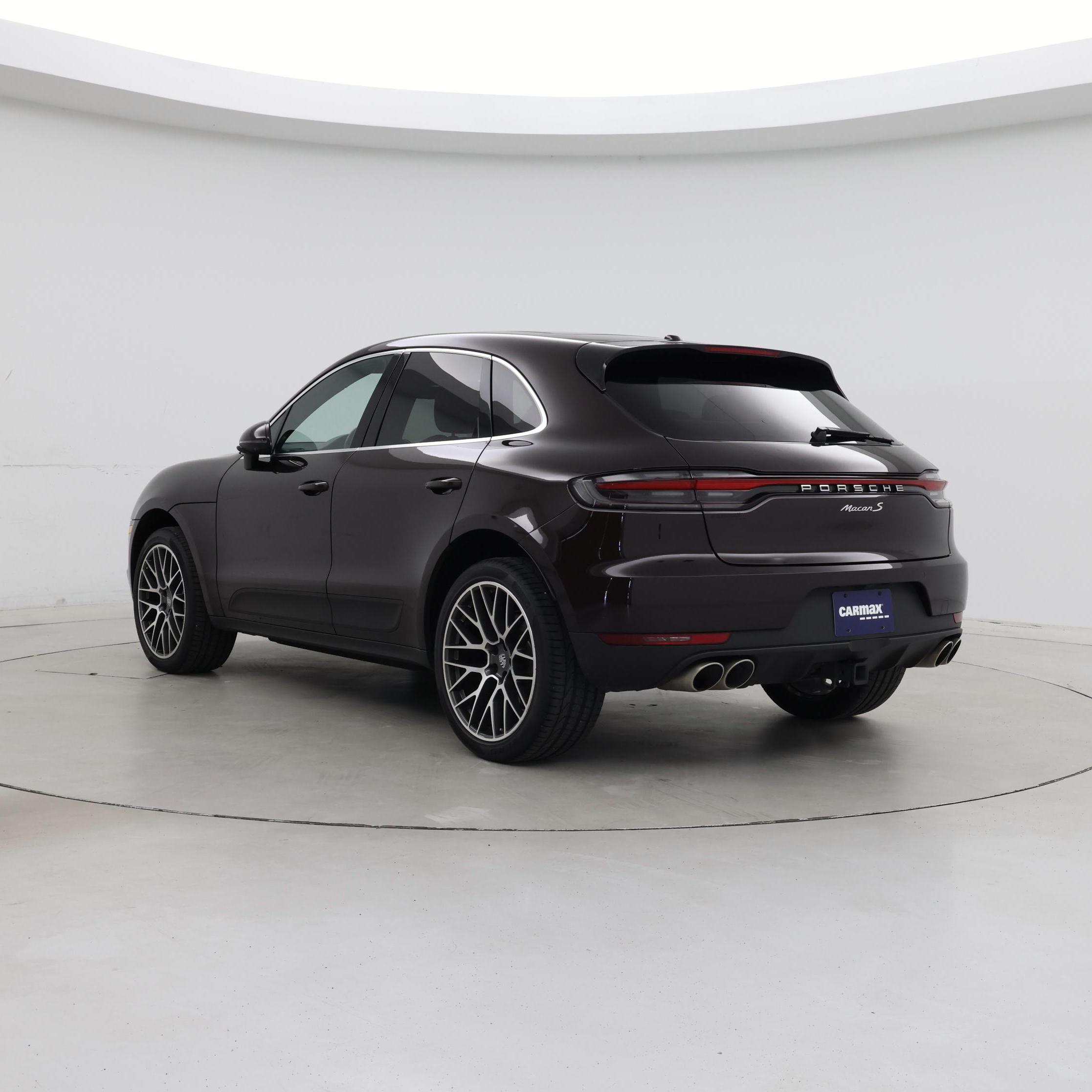 Thumbnail: 2021 Porsche Macan - 2