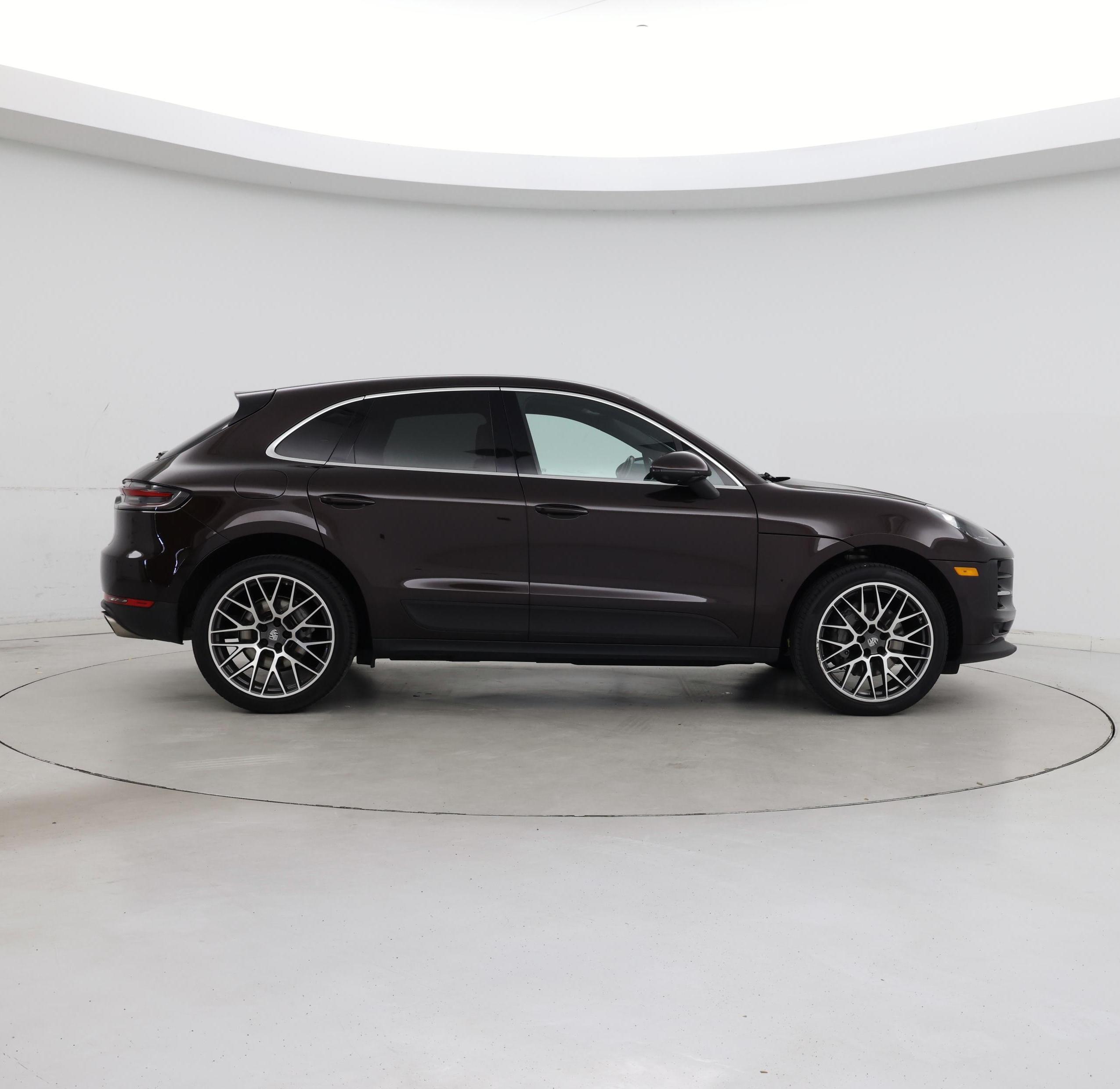 Thumbnail: 2021 Porsche Macan - 7