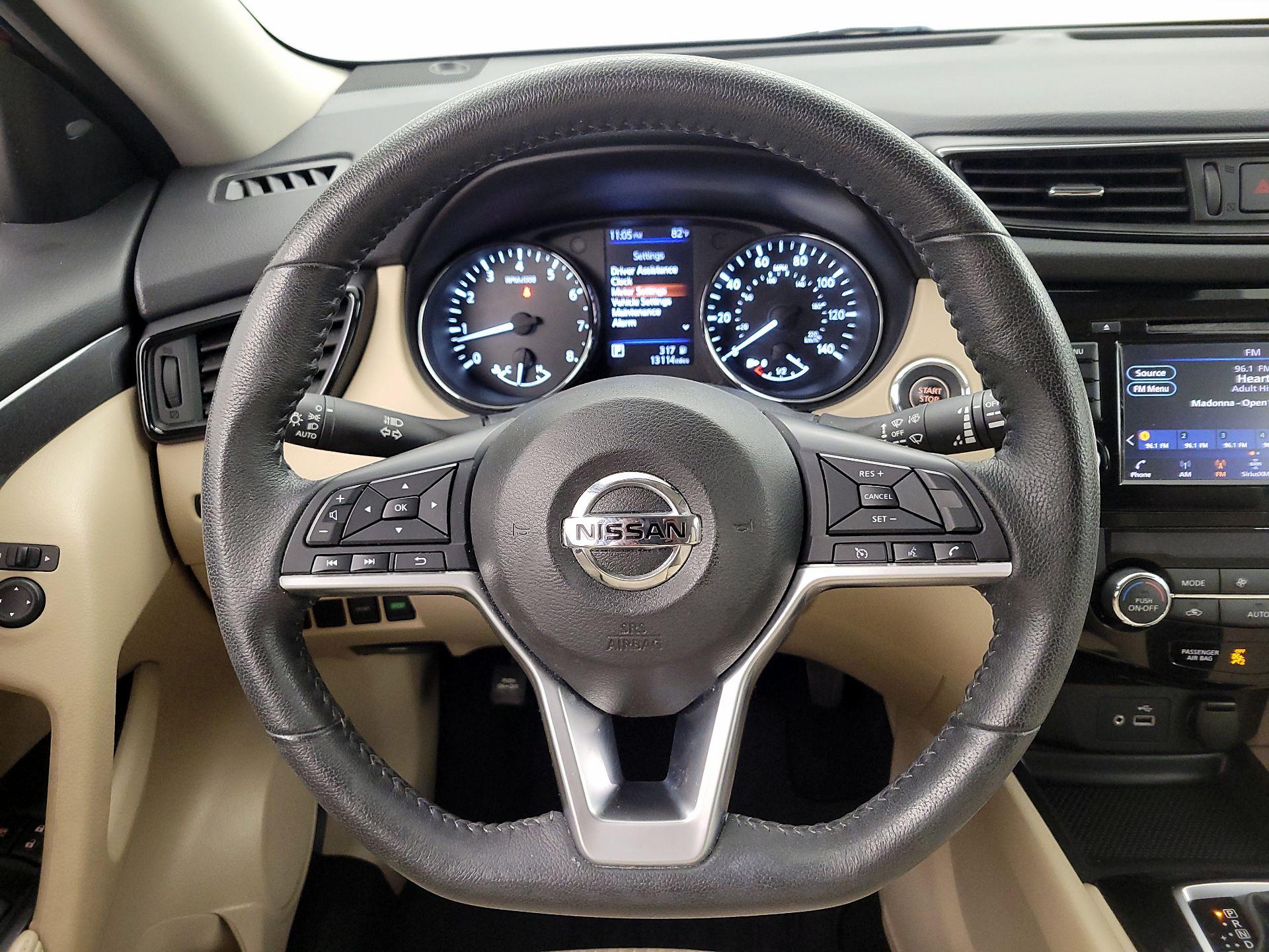 Thumbnail: 2020 Nissan Rogue - 10