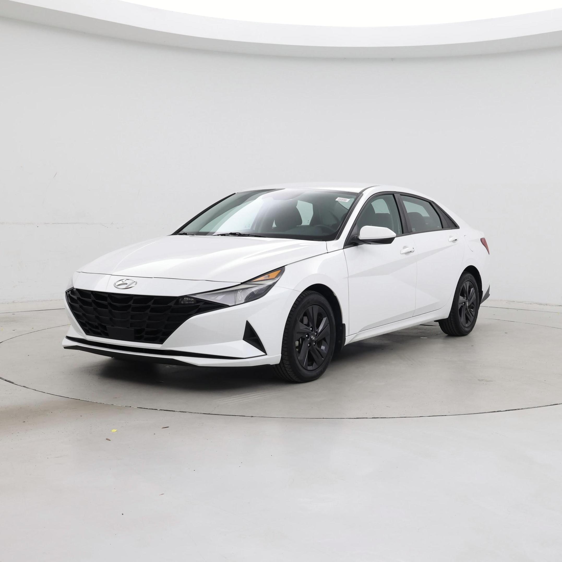 Thumbnail: 2022 Hyundai Elantra - 4