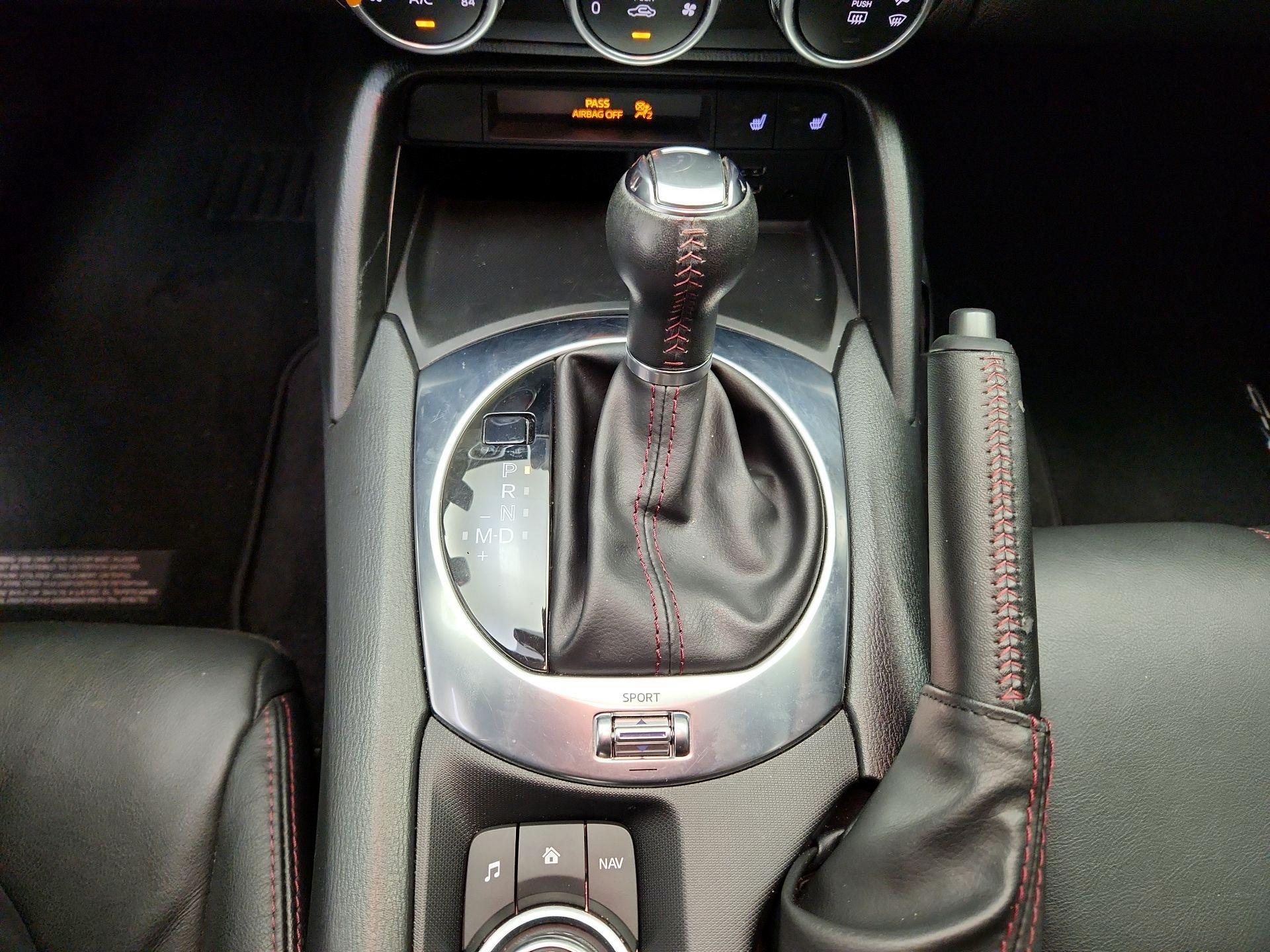Thumbnail: 2016 Mazda MX-5 Miata - 17