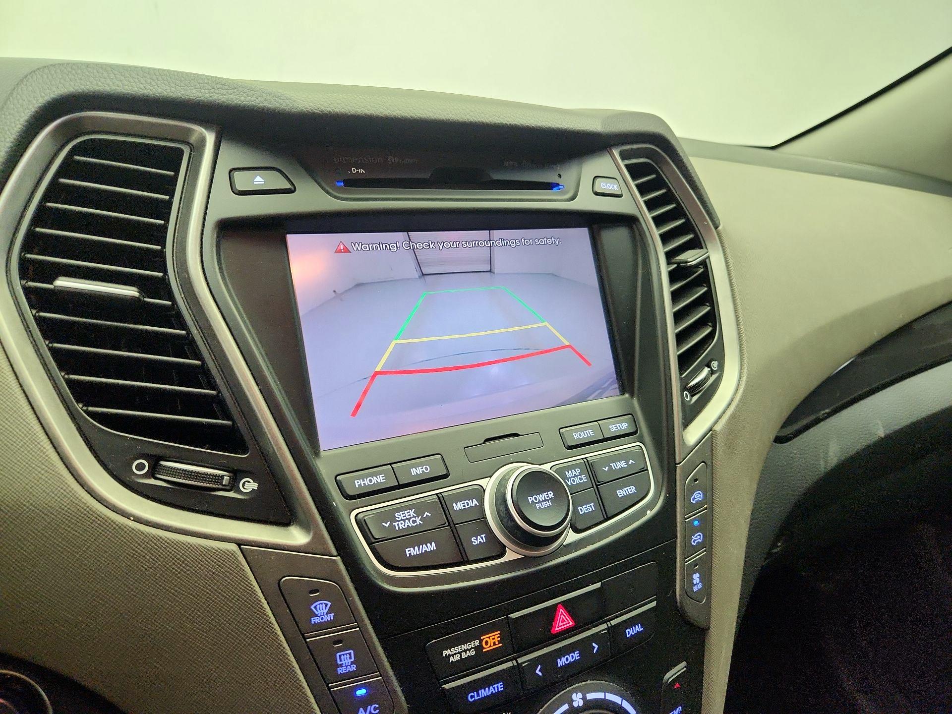 Thumbnail: 2014 Hyundai Santa Fe - 15