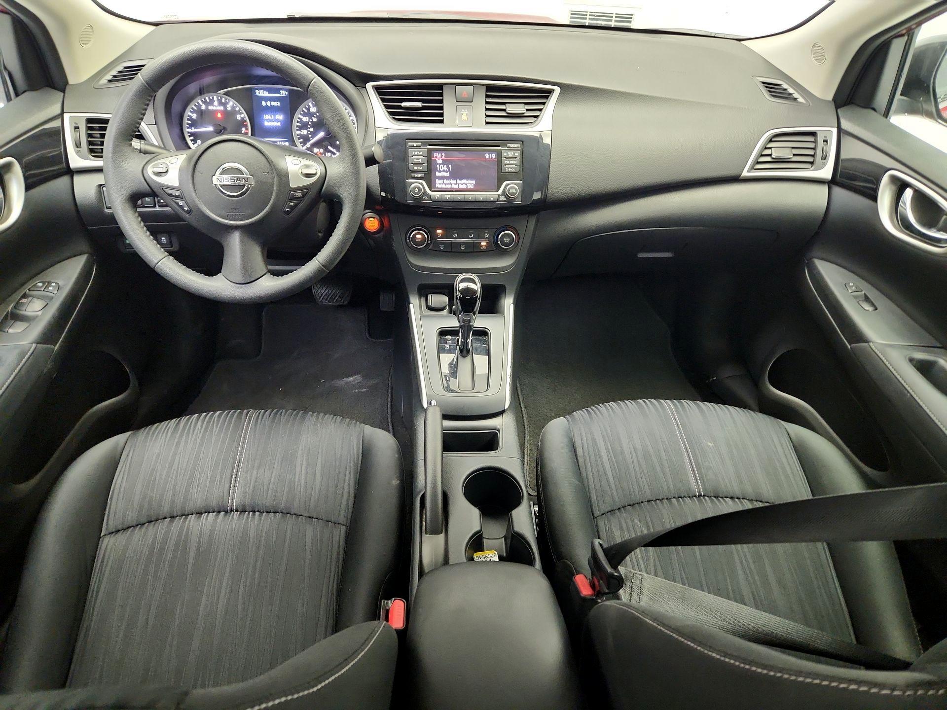 Thumbnail: 2017 Nissan Sentra - 9
