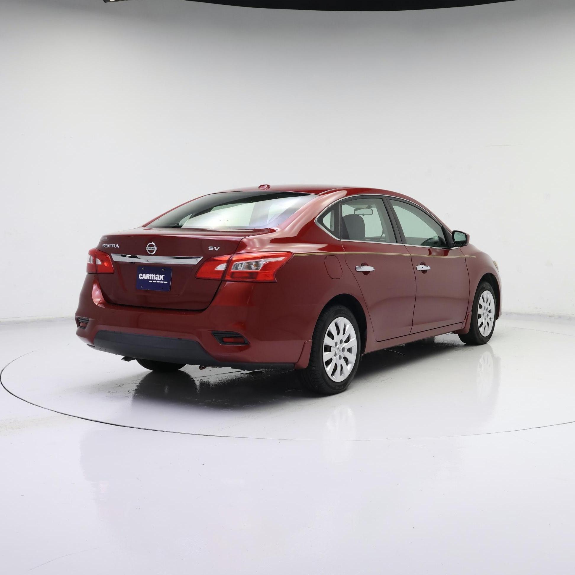 Thumbnail: 2017 Nissan Sentra - 8