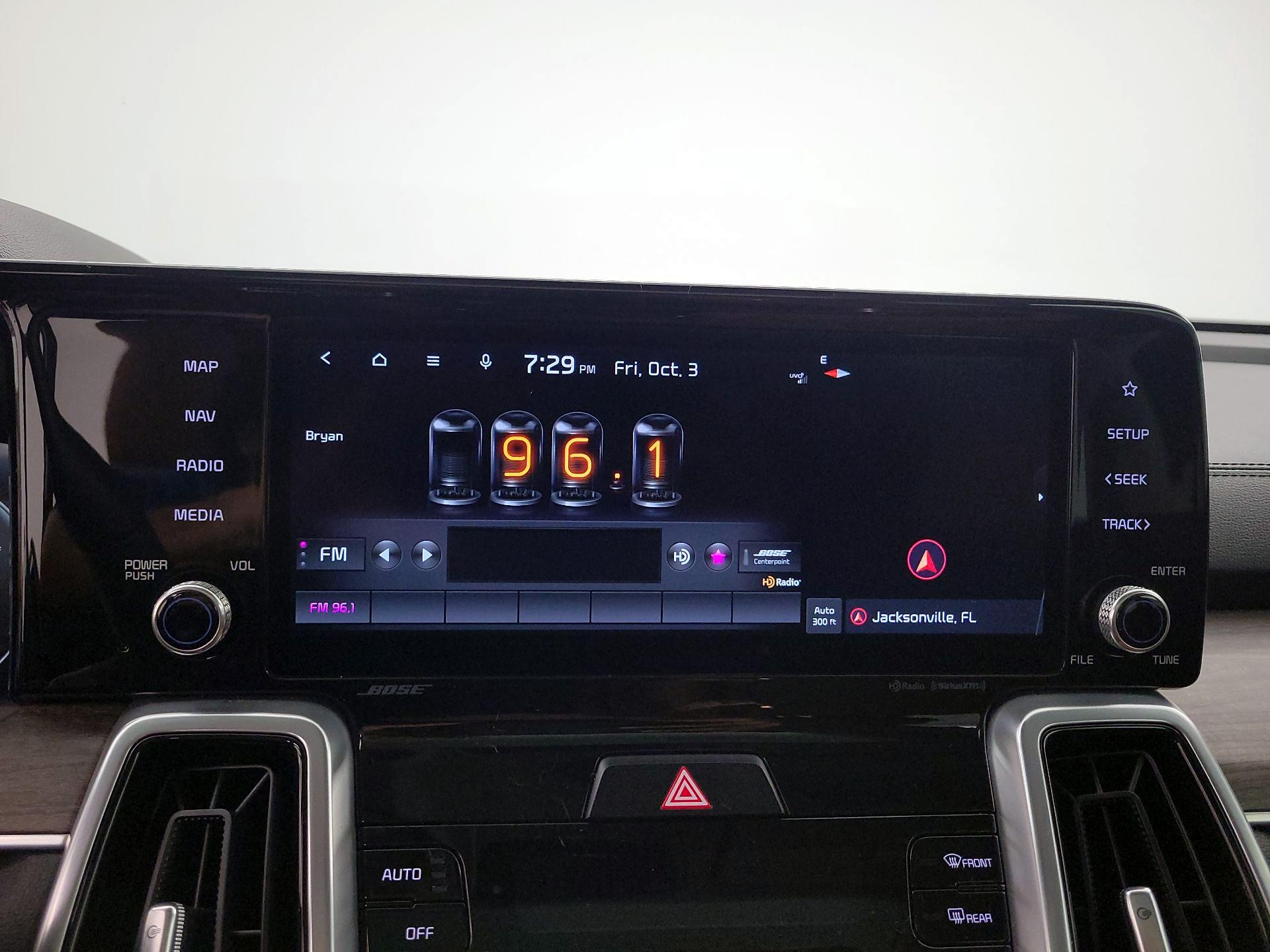 Thumbnail: 2022 Kia Sorento - 16
