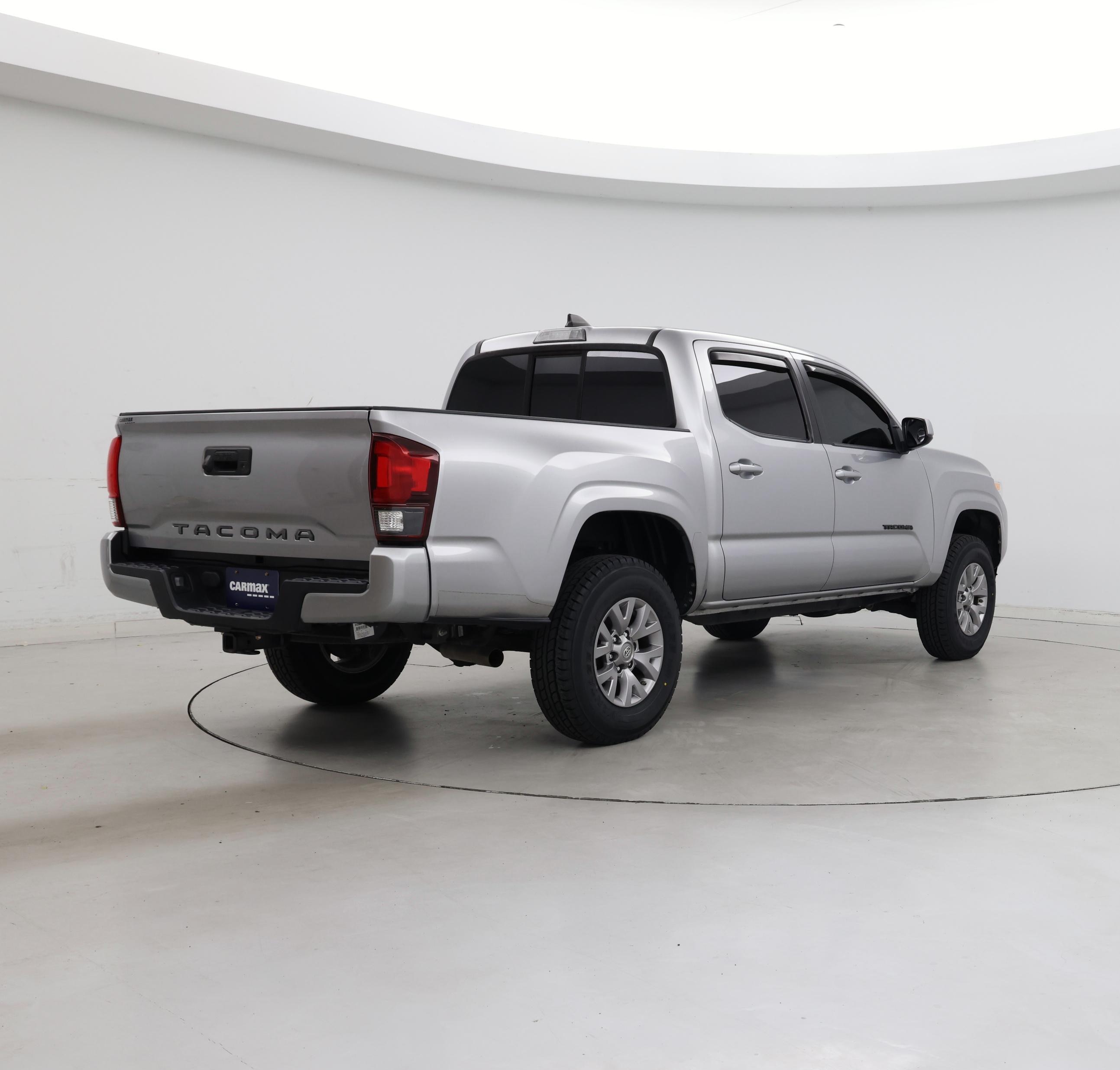 Thumbnail: 2021 Toyota Tacoma - 8