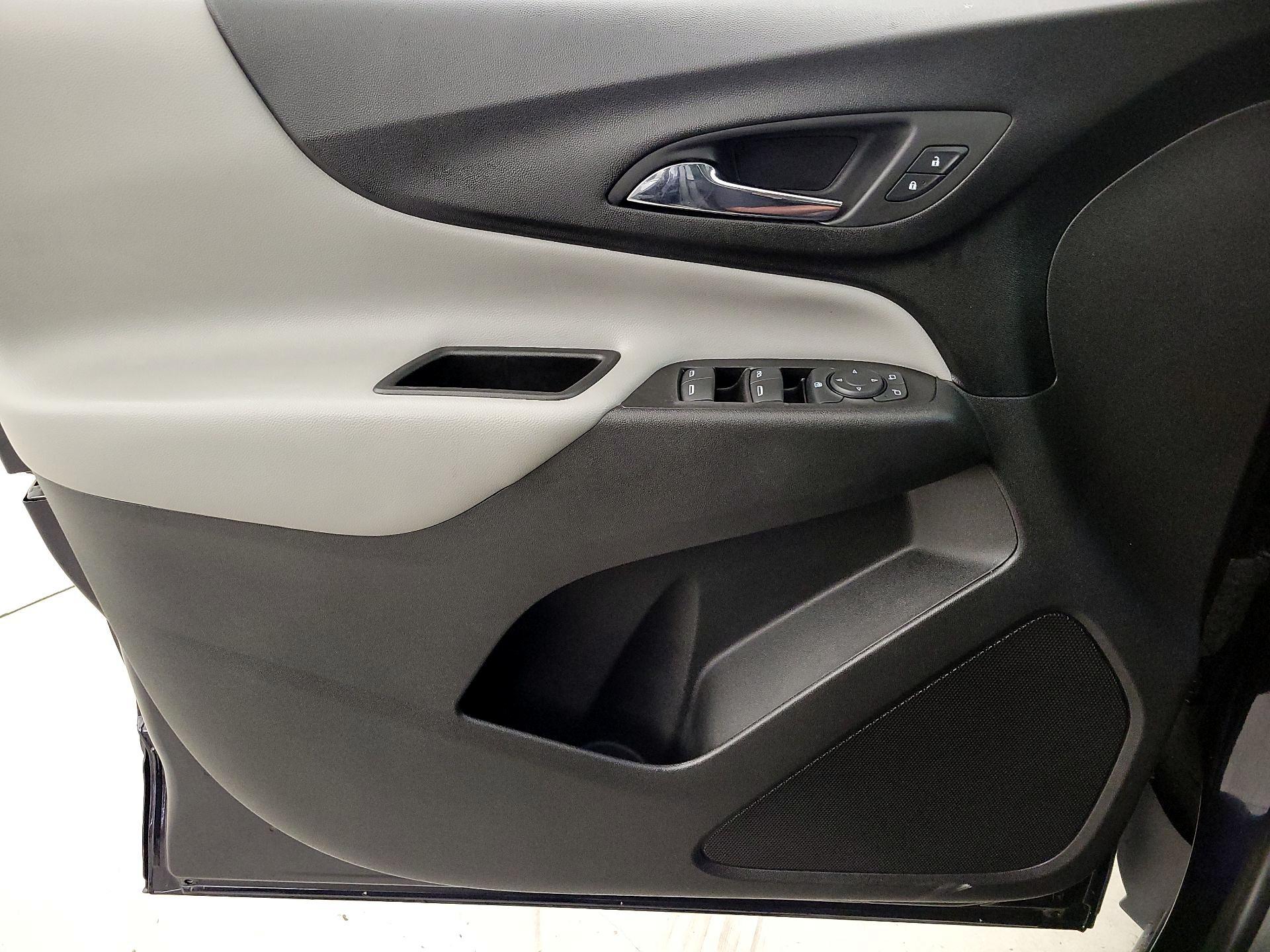 Thumbnail: 2020 Chevrolet Equinox - 12