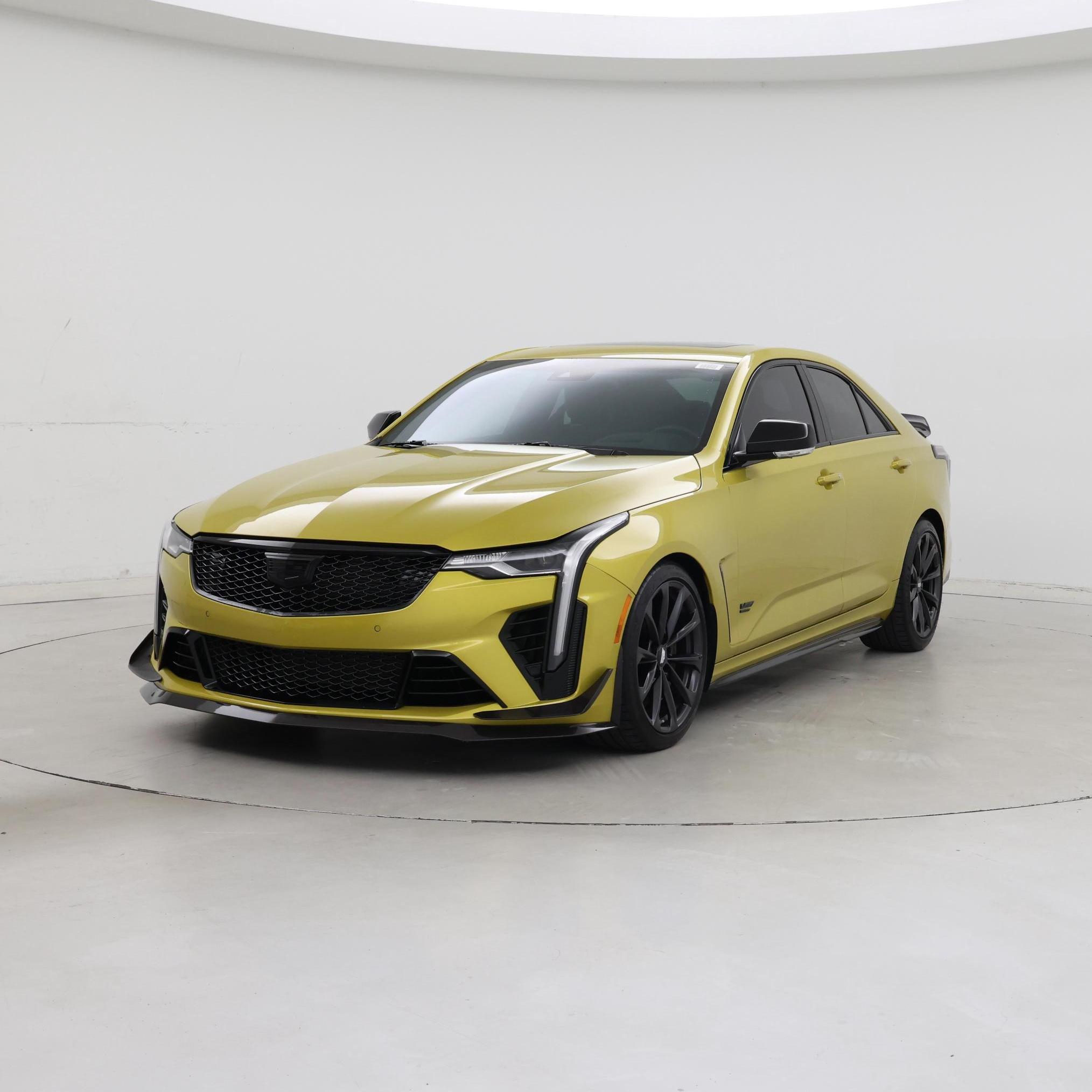 Thumbnail: 2024 Cadillac CT4 - 4