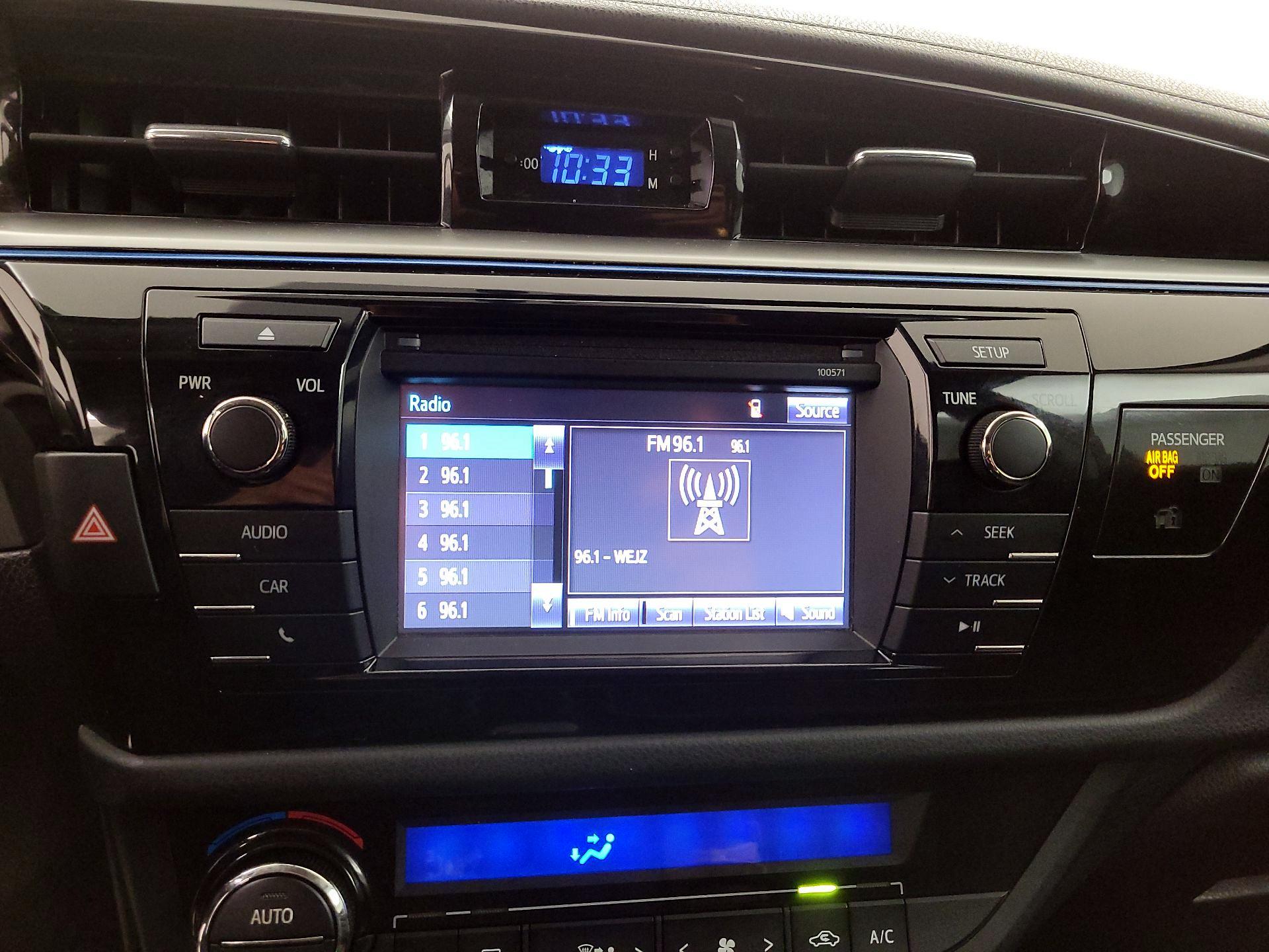 Thumbnail: 2016 Toyota Corolla - 15