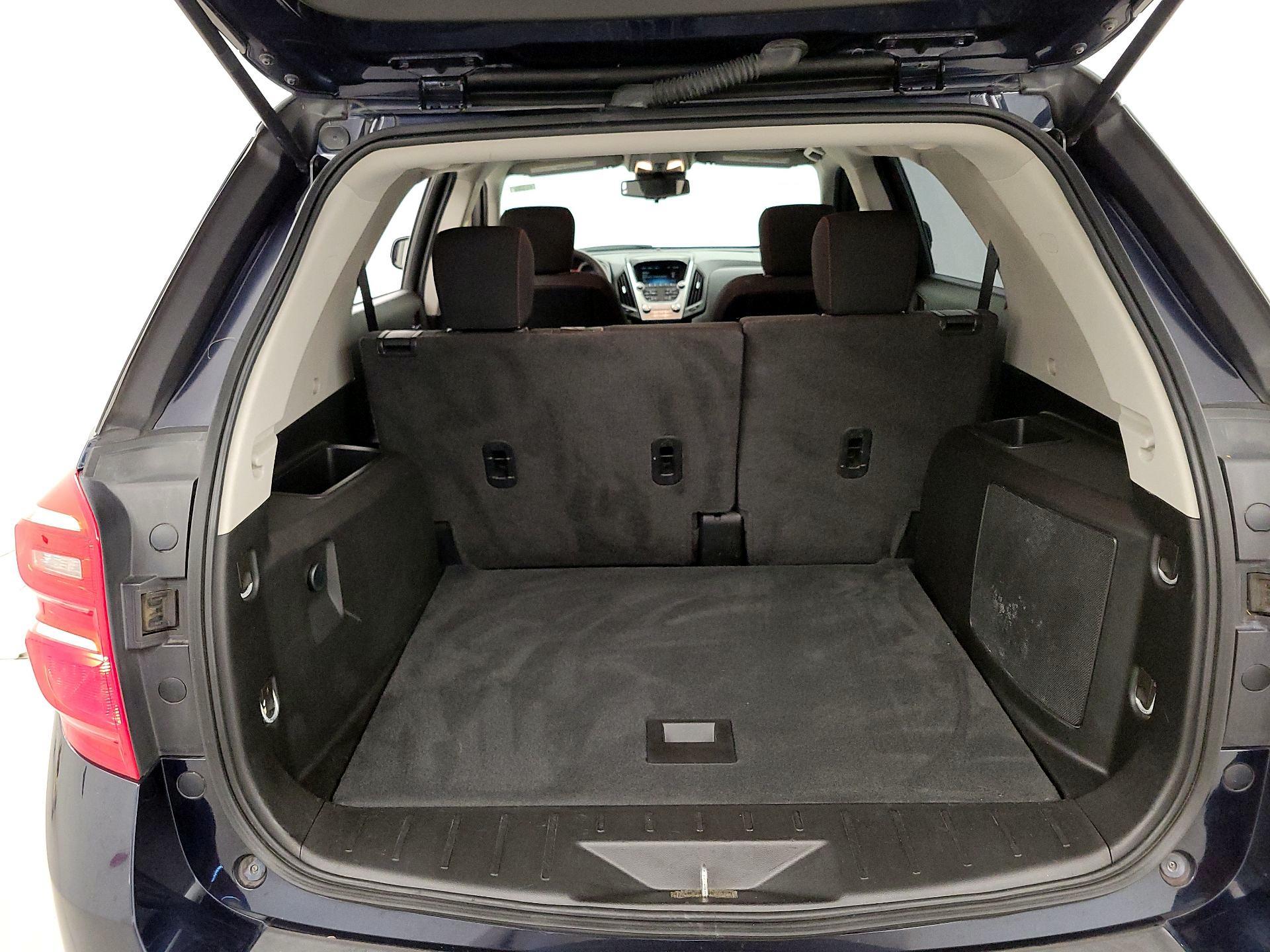 Thumbnail: 2017 Chevrolet Equinox - 18