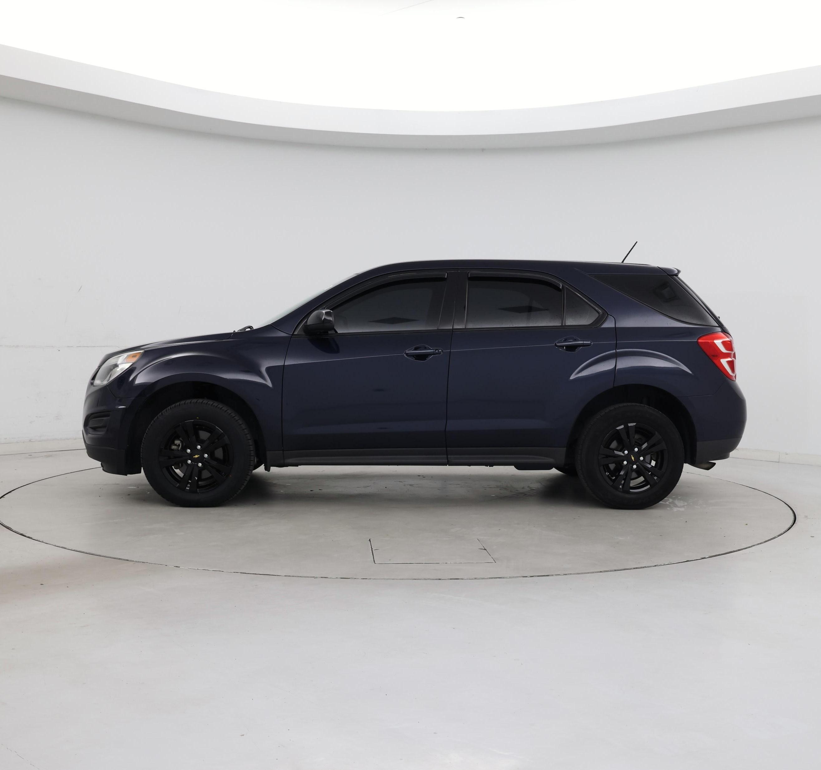 Thumbnail: 2017 Chevrolet Equinox - 3