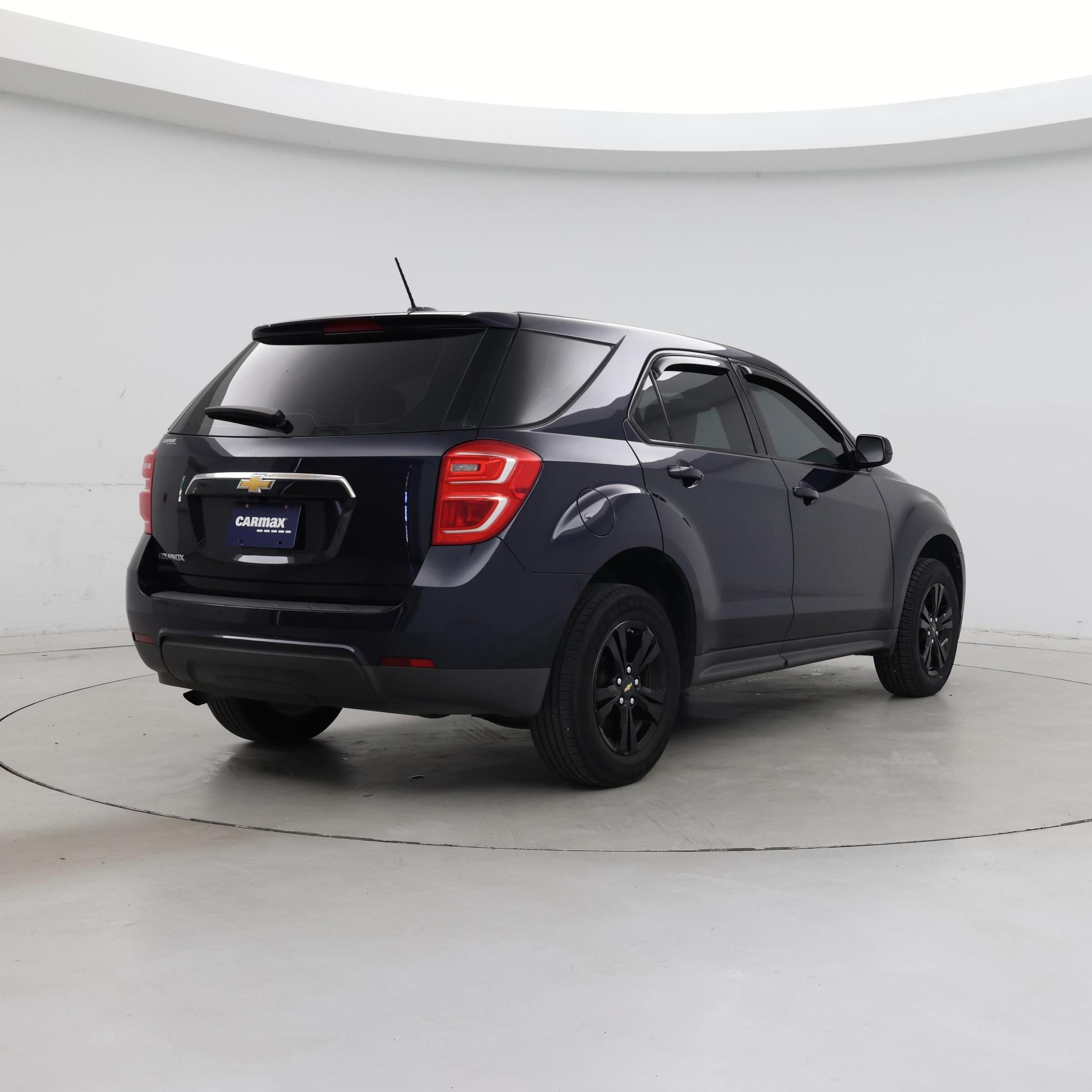 Thumbnail: 2017 Chevrolet Equinox - 8