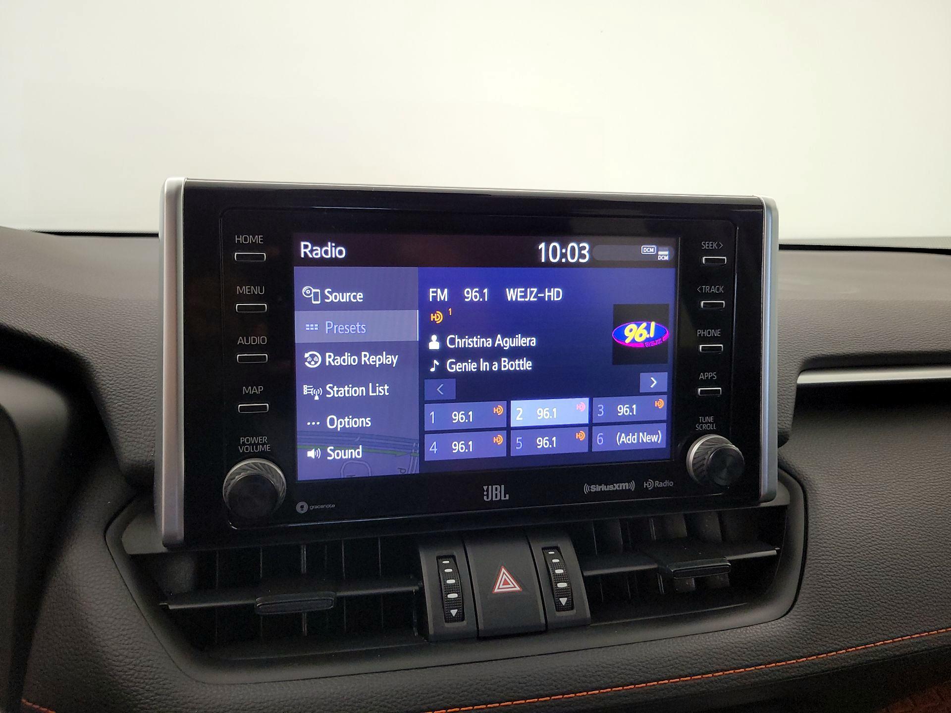 Thumbnail: 2019 Toyota RAV4 - 16