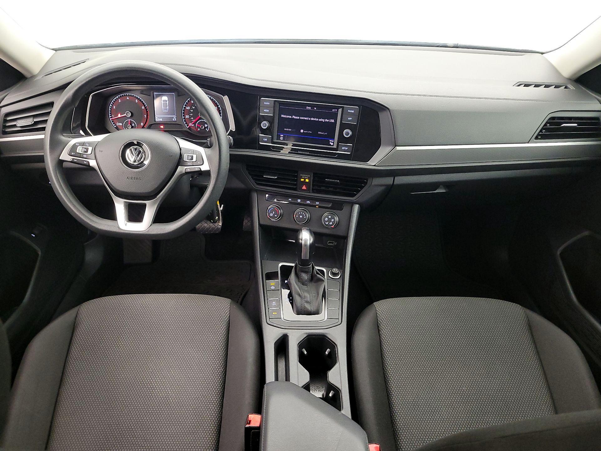 Thumbnail: 2019 Volkswagen Jetta - 9