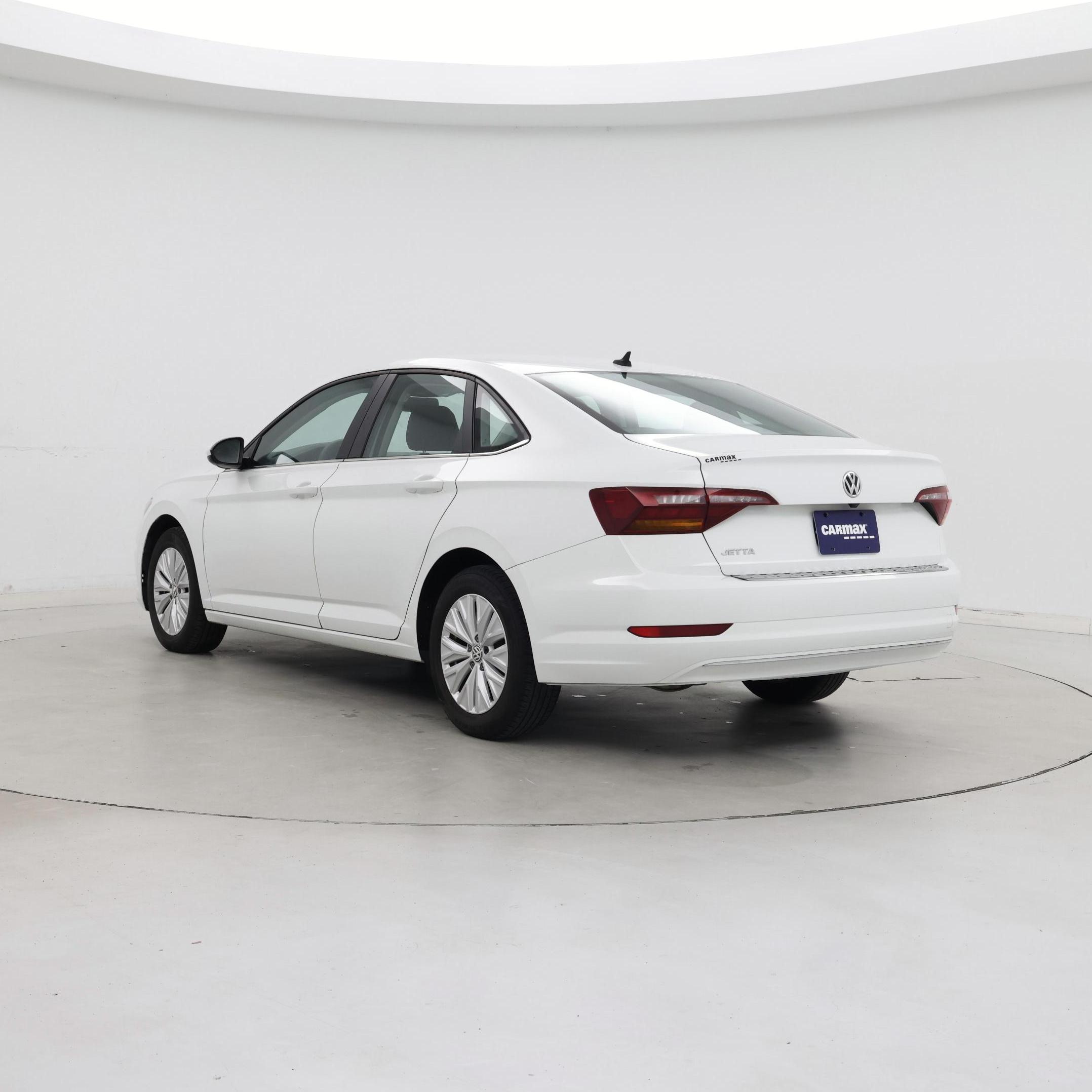Thumbnail: 2019 Volkswagen Jetta - 2