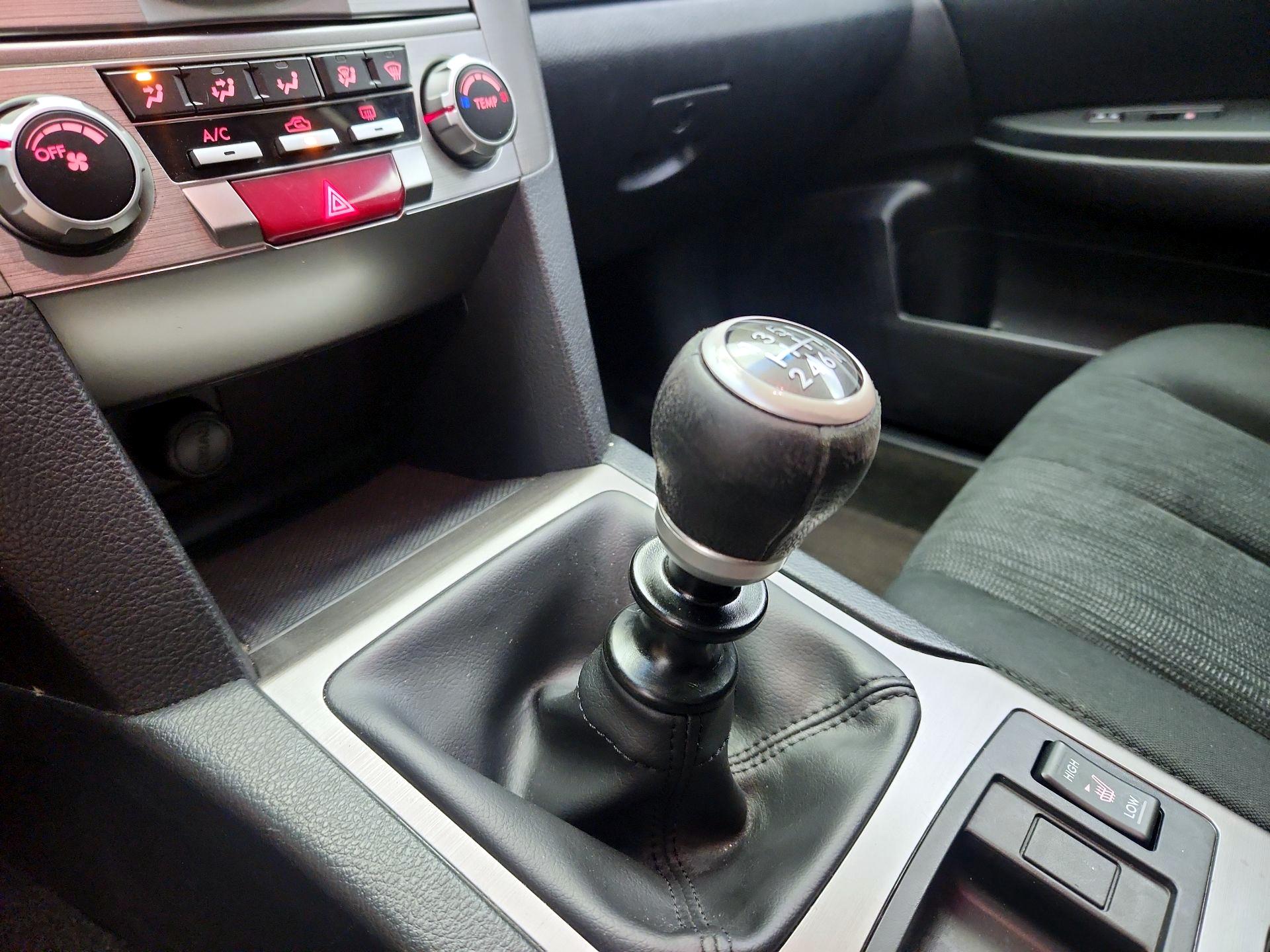 Thumbnail: 2014 Subaru Outback - 16