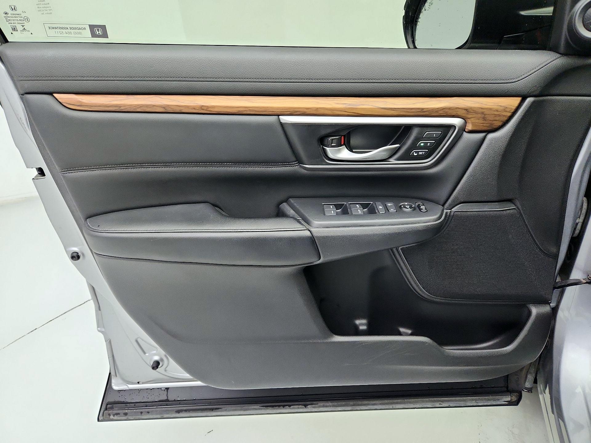 Thumbnail: 2017 Honda CR-V - 12