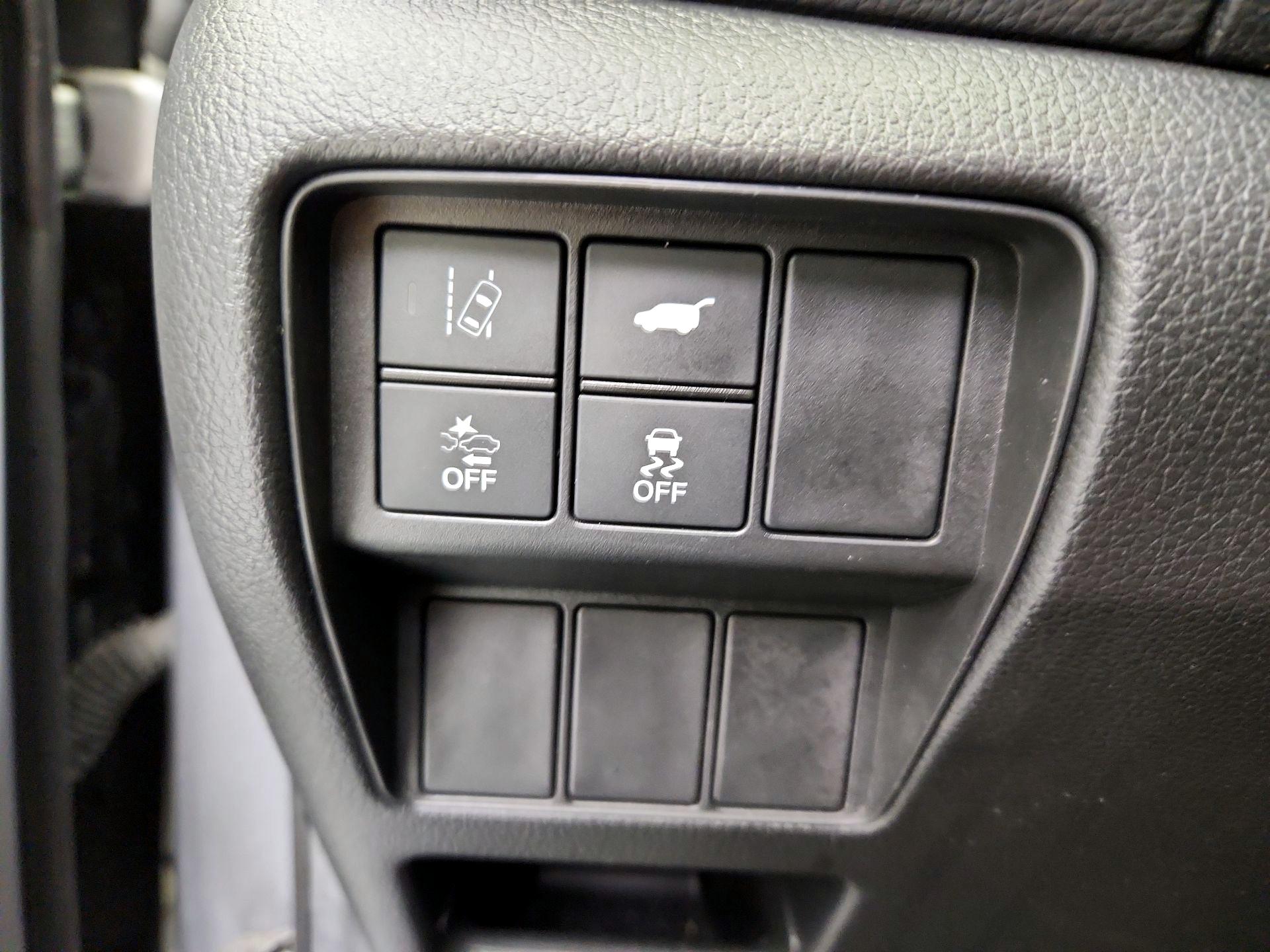 Thumbnail: 2017 Honda CR-V - 13