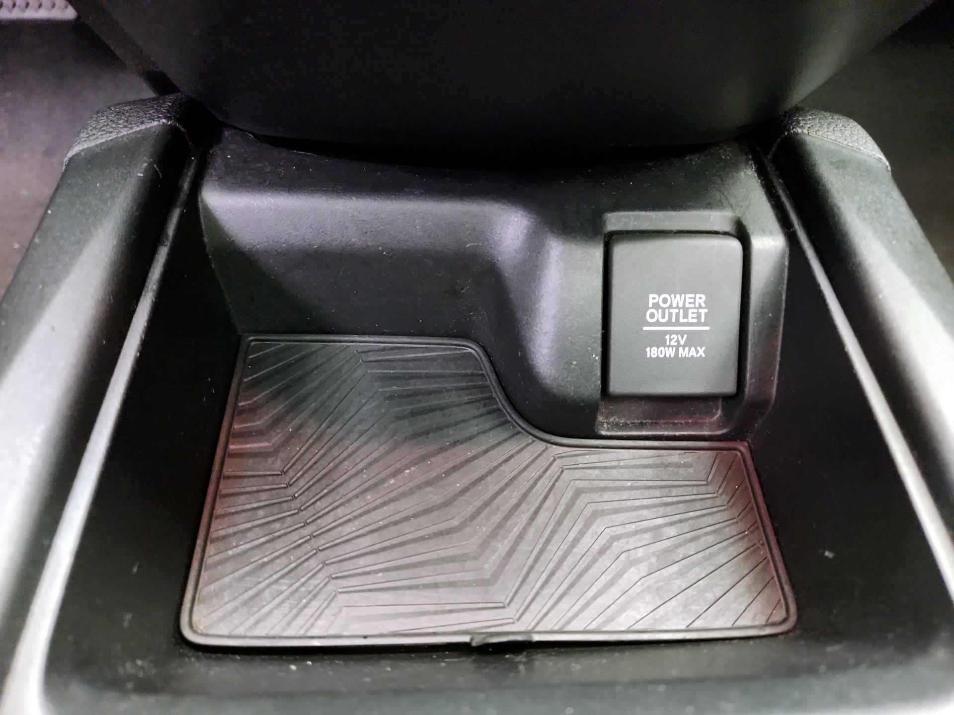 Thumbnail: 2017 Honda CR-V - 18