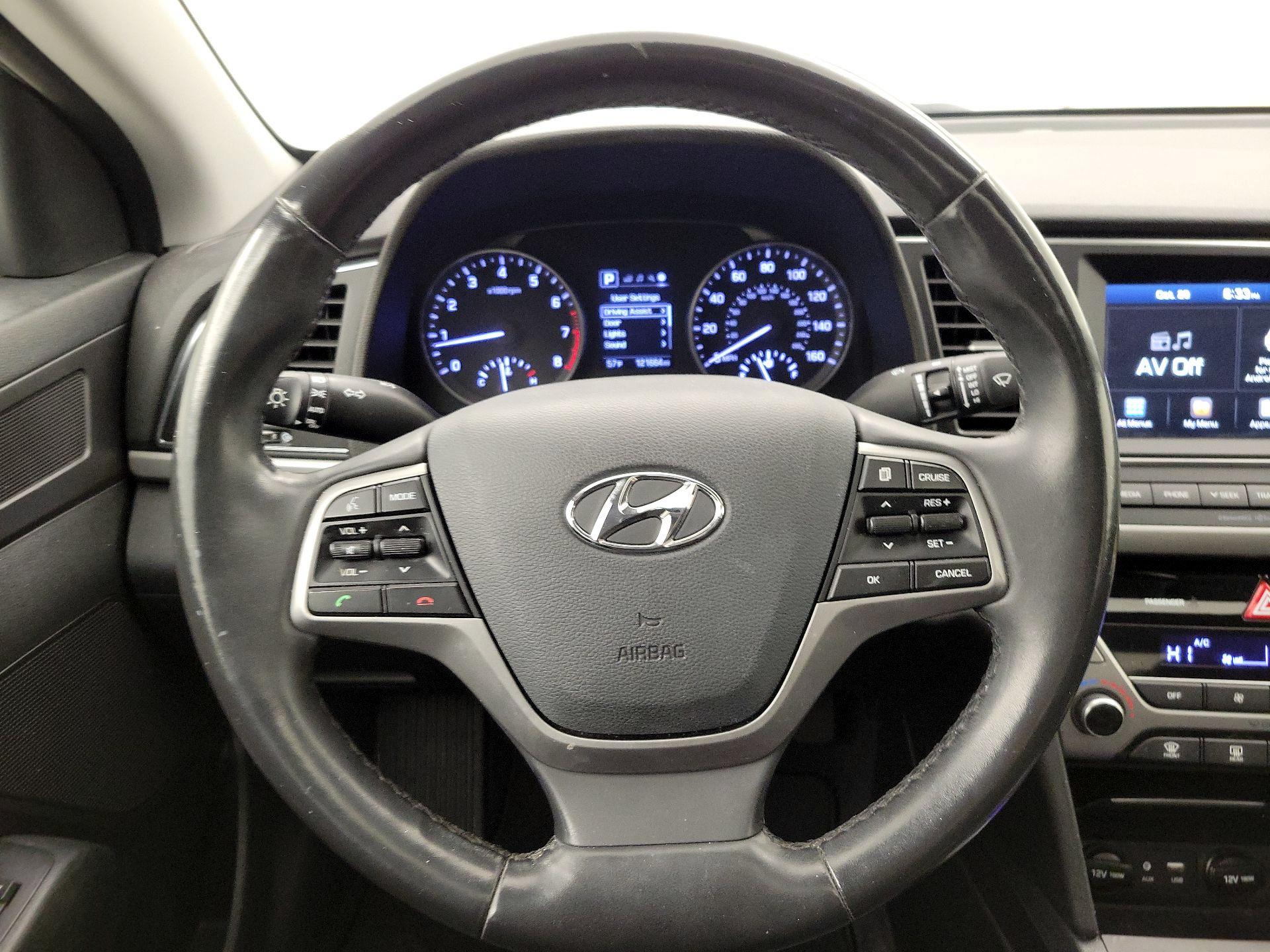 Thumbnail: 2018 Hyundai Elantra - 10