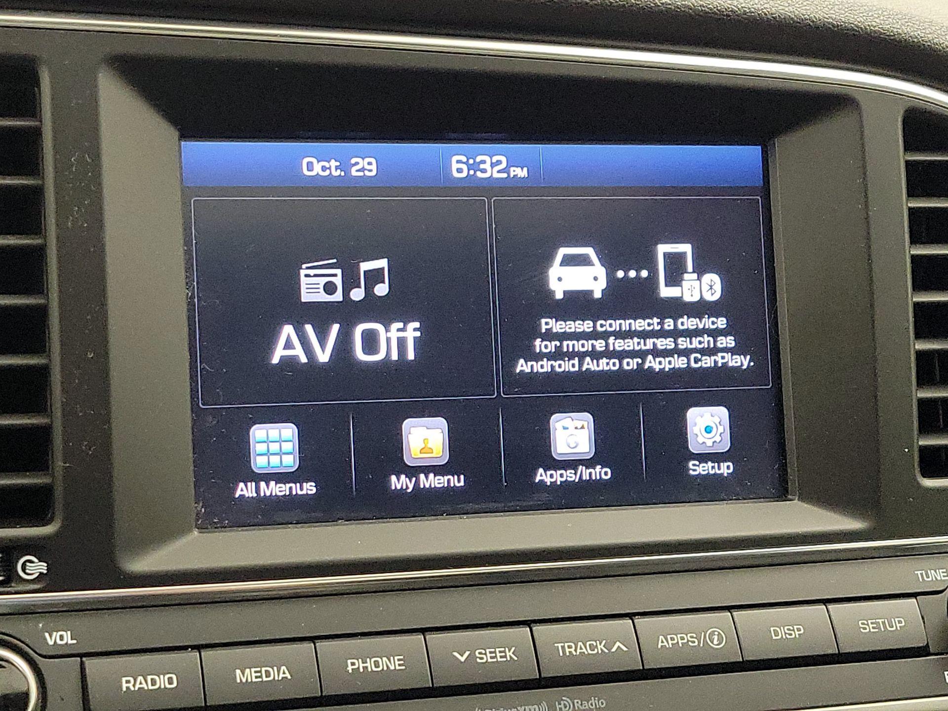 Thumbnail: 2018 Hyundai Elantra - 15